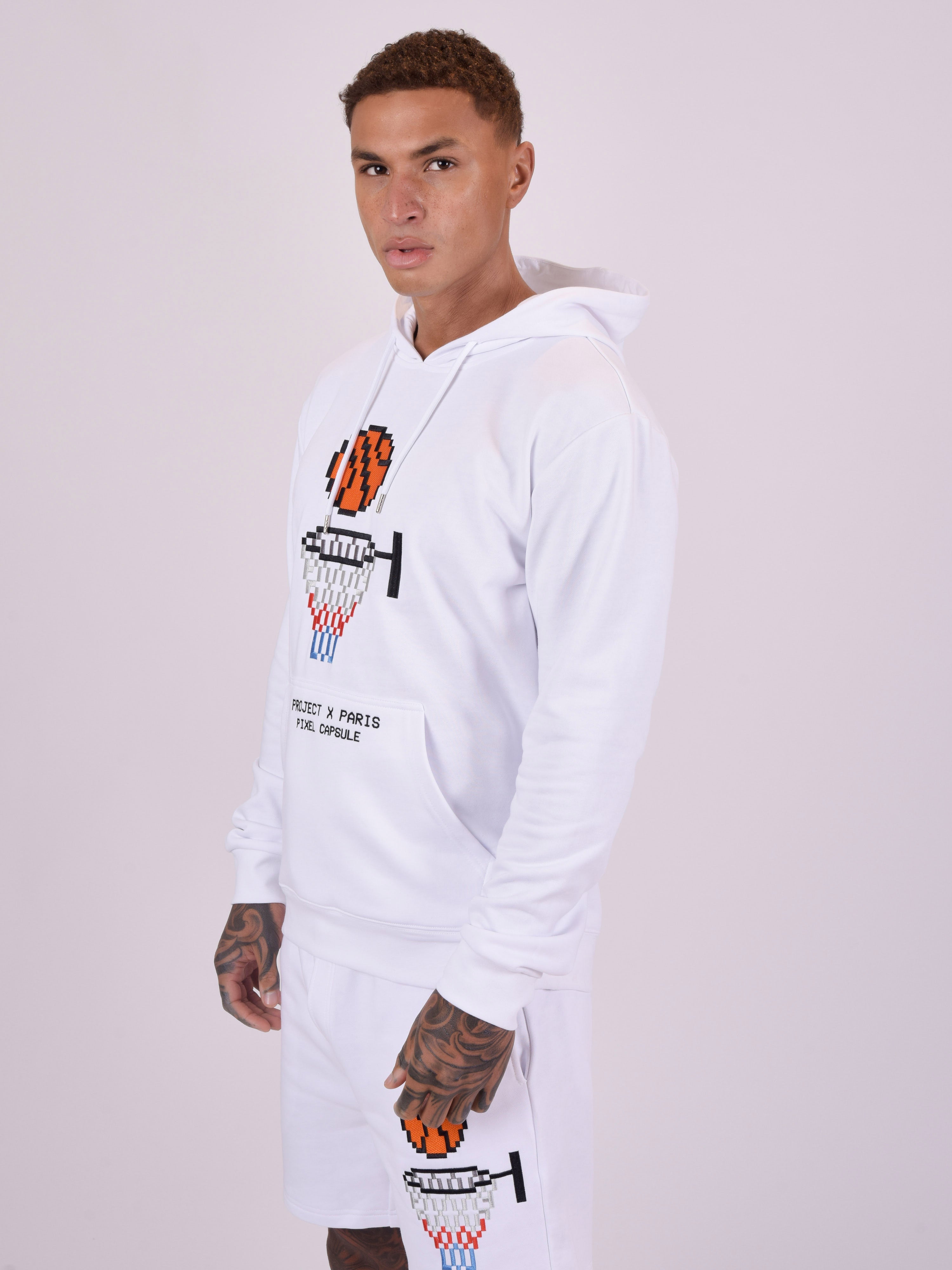 2220144-blanc-modelshot