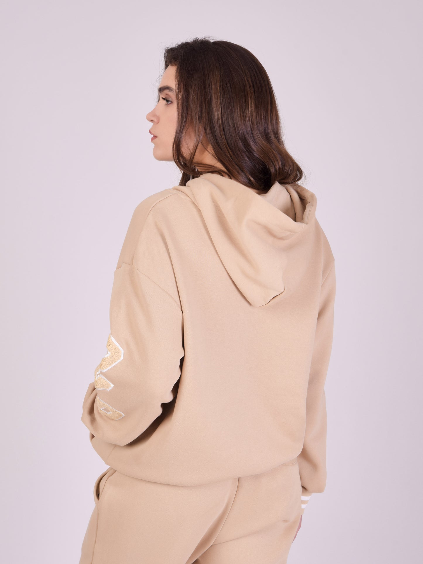 2220146-beige