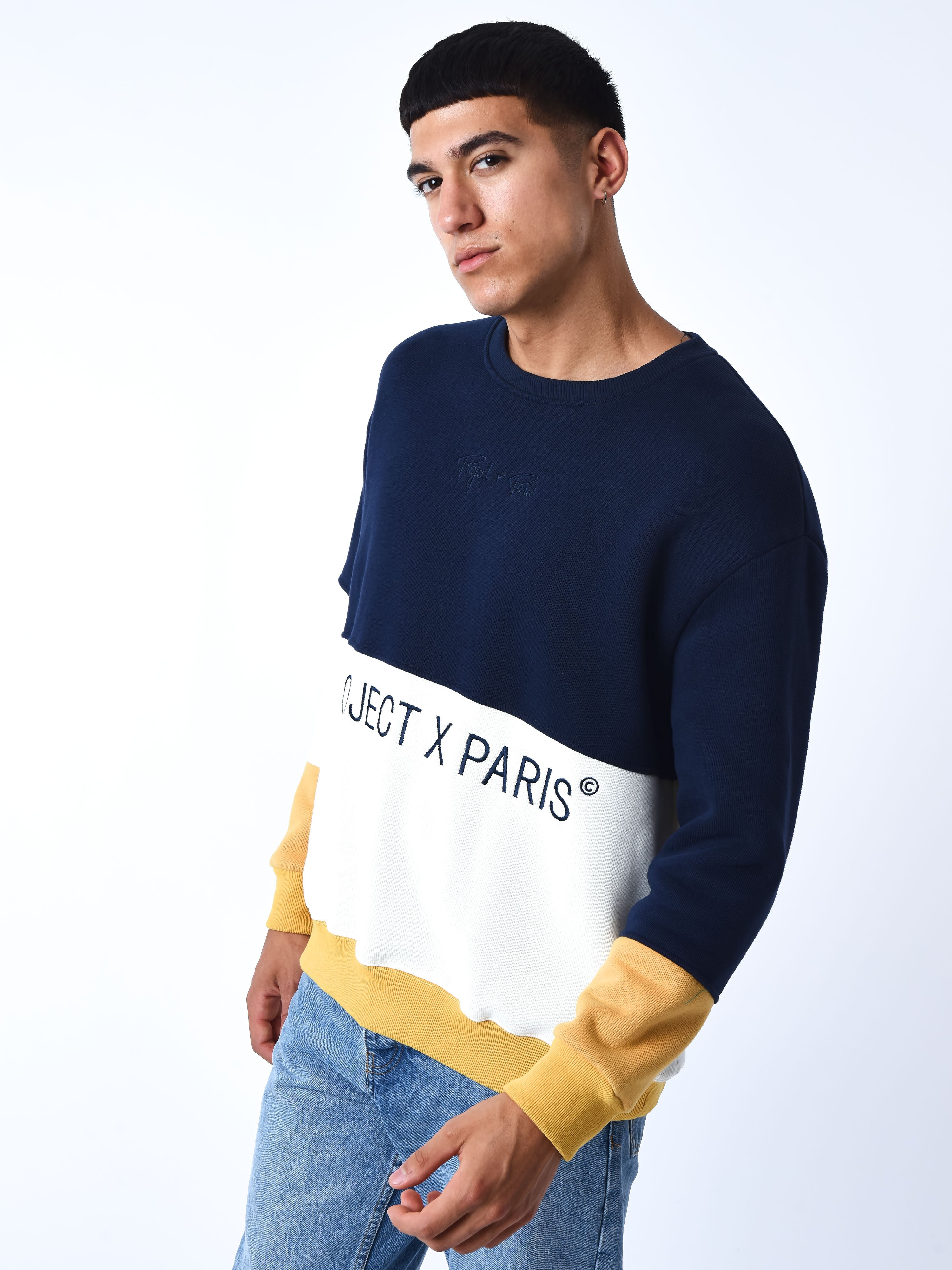 Round neck Color Block knit sweatshirt-4