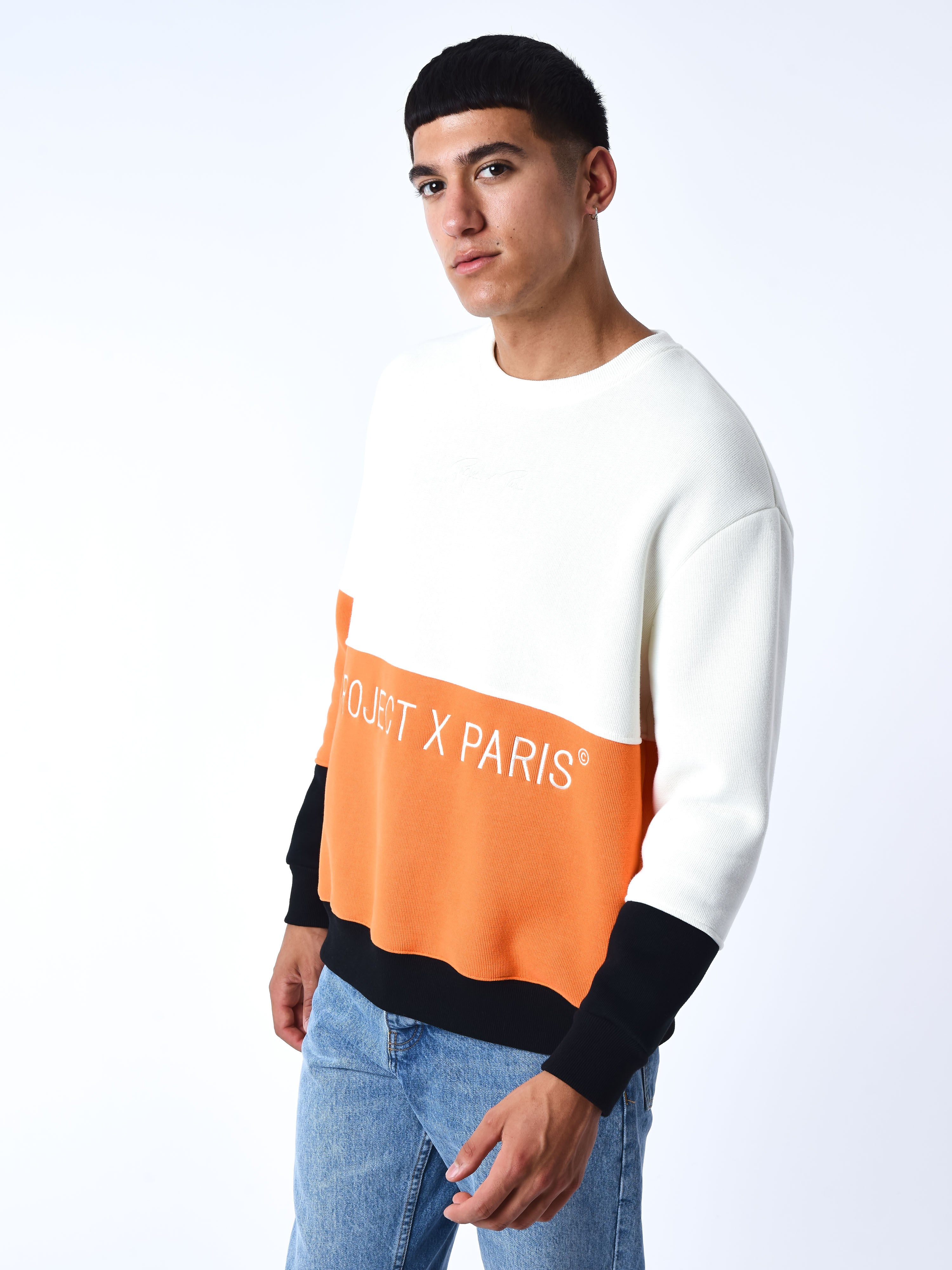 Round neck Color Block knit sweatshirt-4