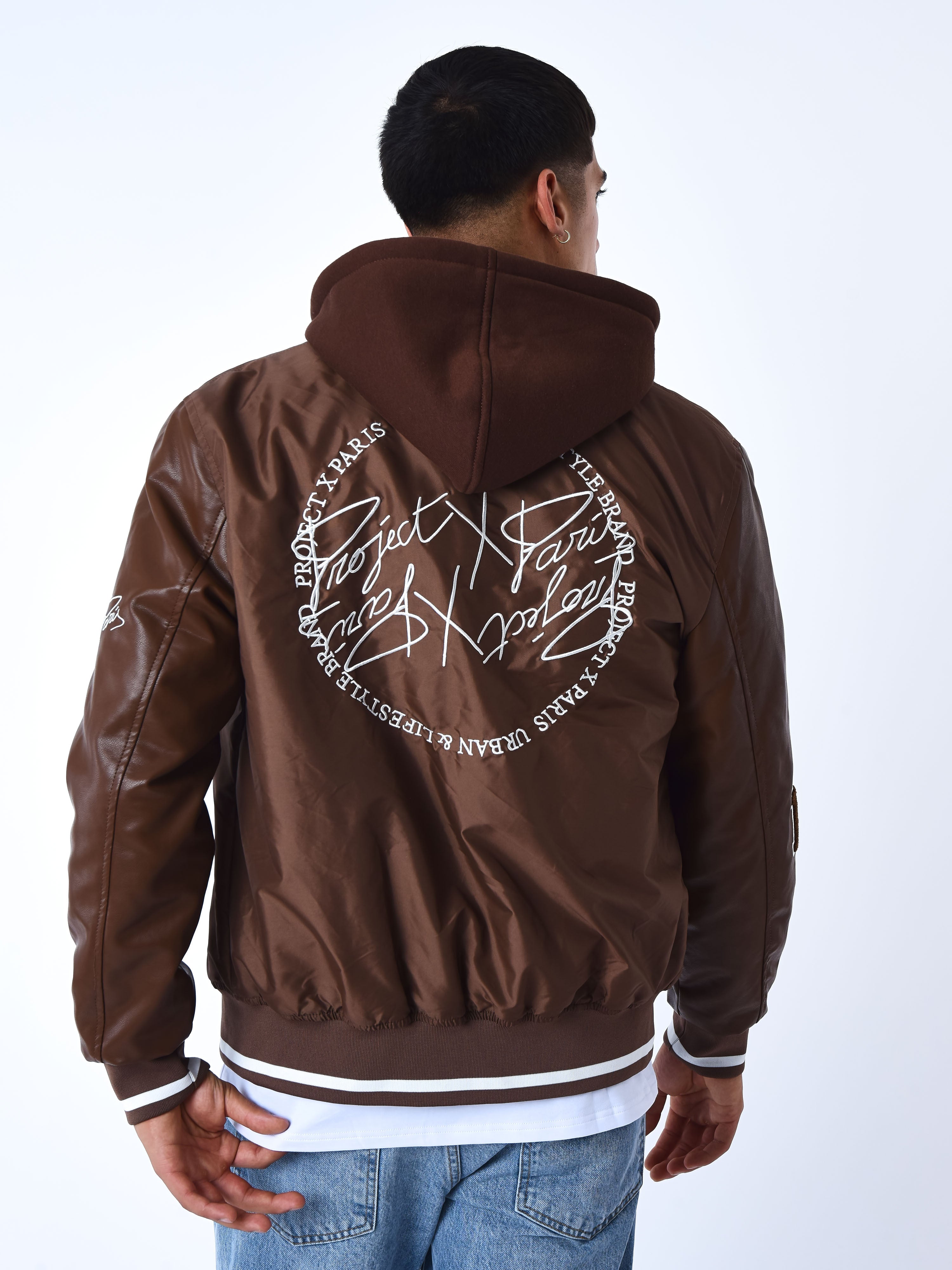 Veste oversize style universitaire avec écusson brodés-6