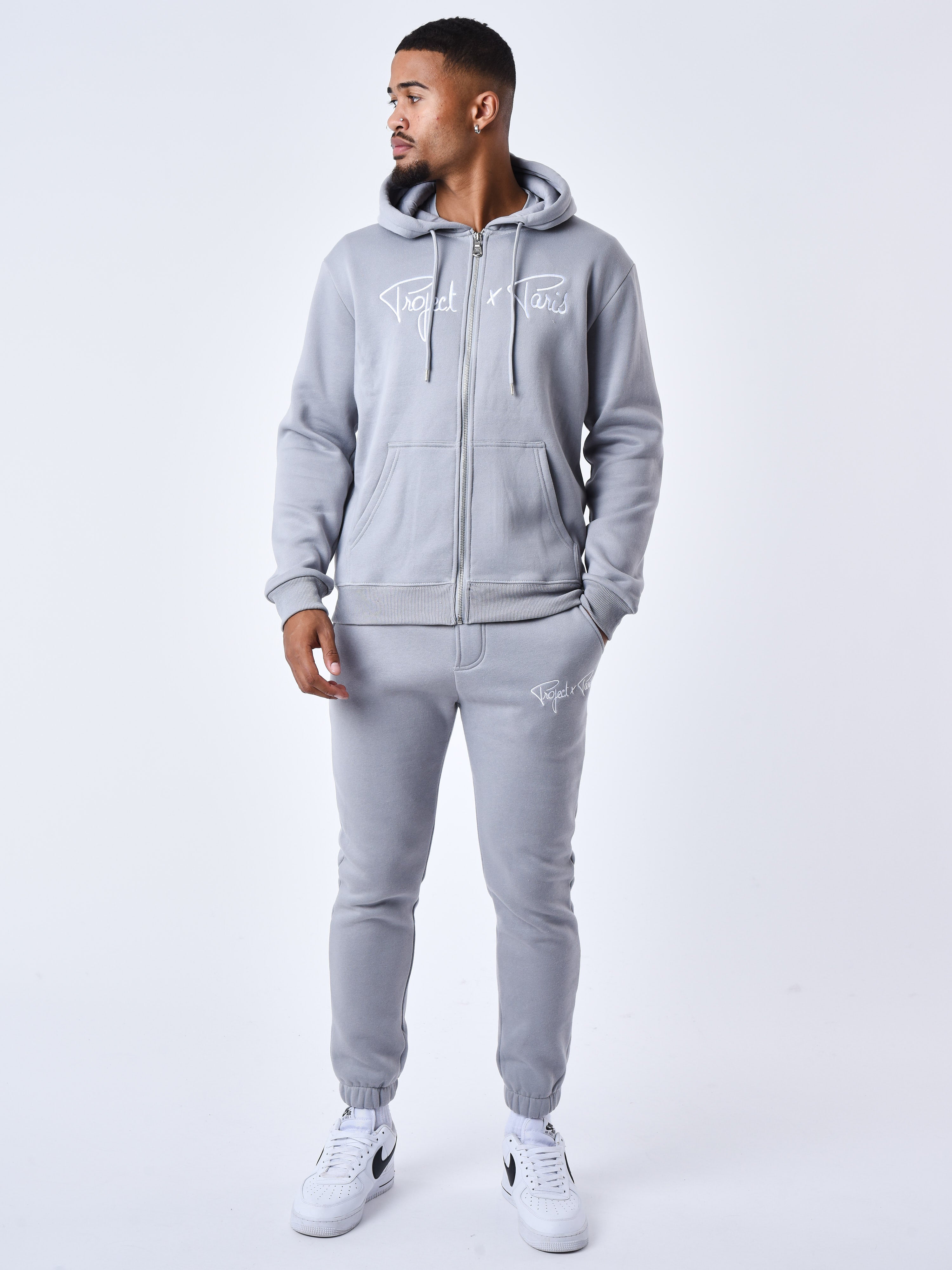 2230116-gris-clair-modelshot