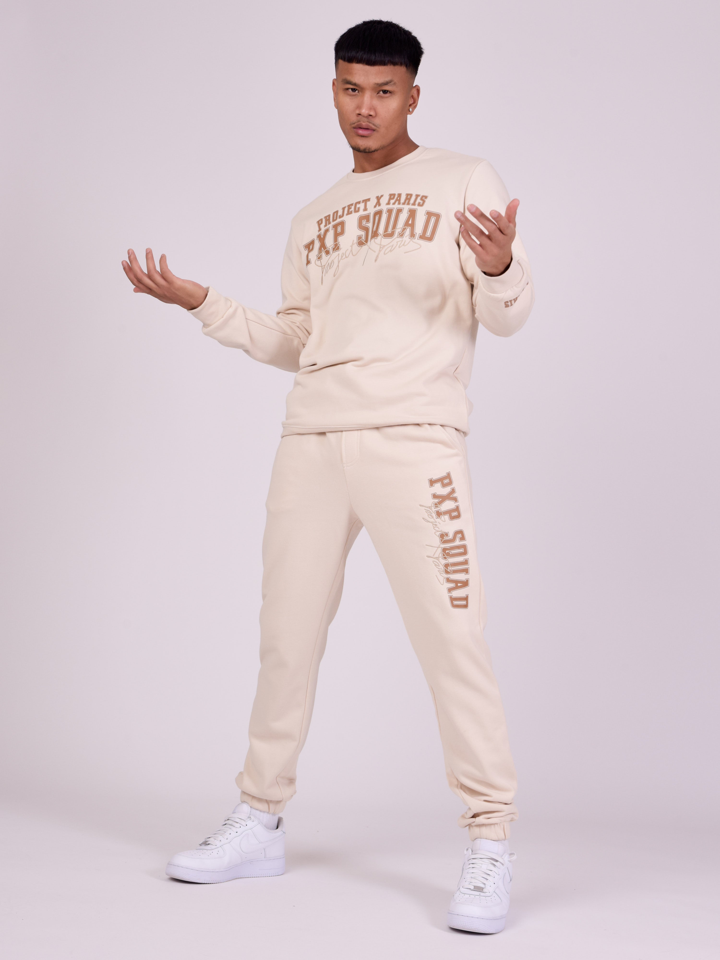 2240134-ivoire-modelshot
