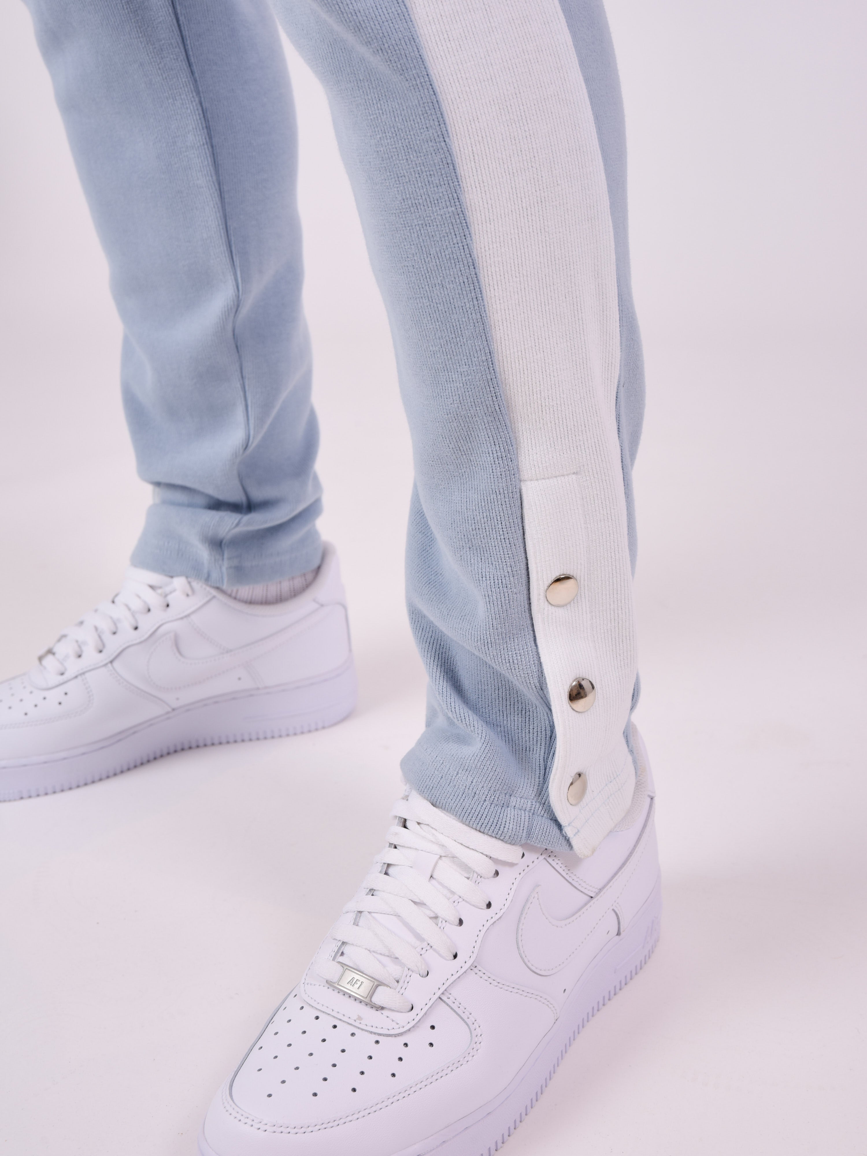 Knitted jogger bottoms with side stripe-6