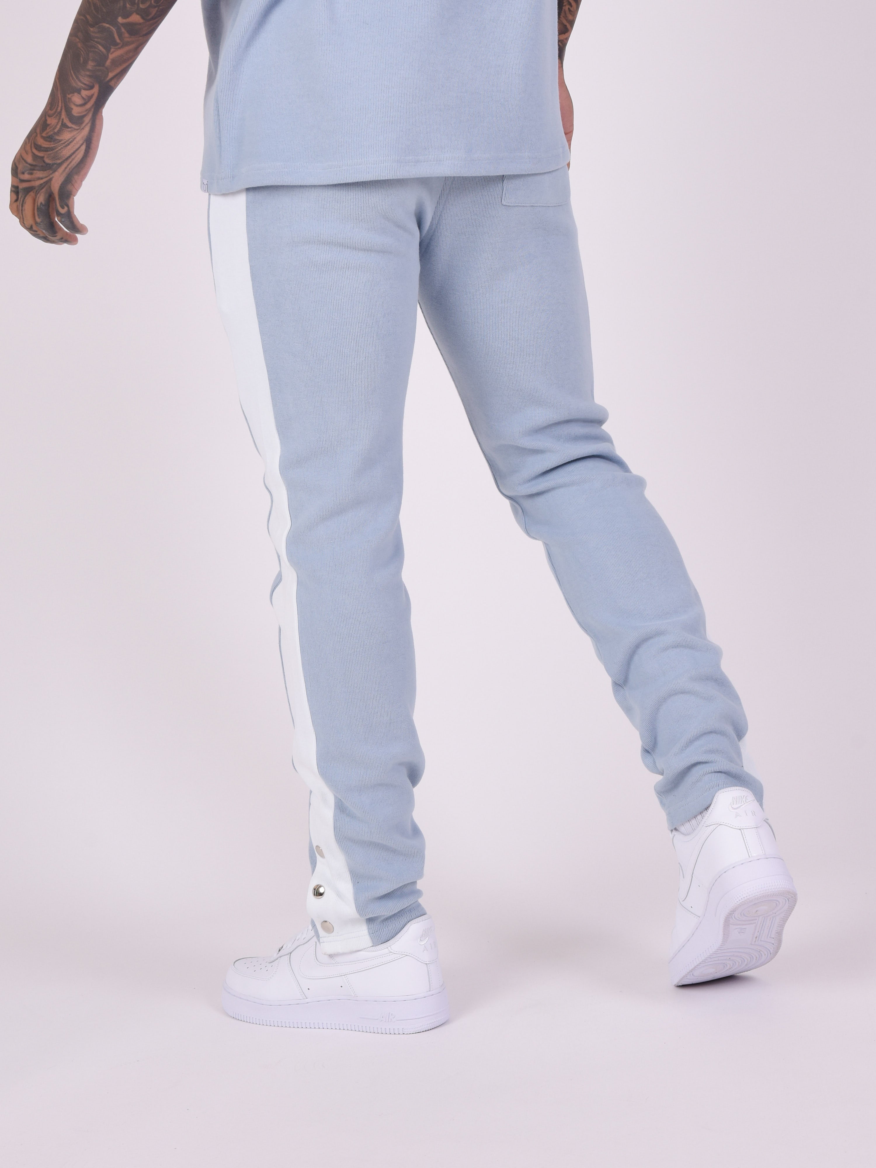 Knitted jogger bottoms with side stripe-5