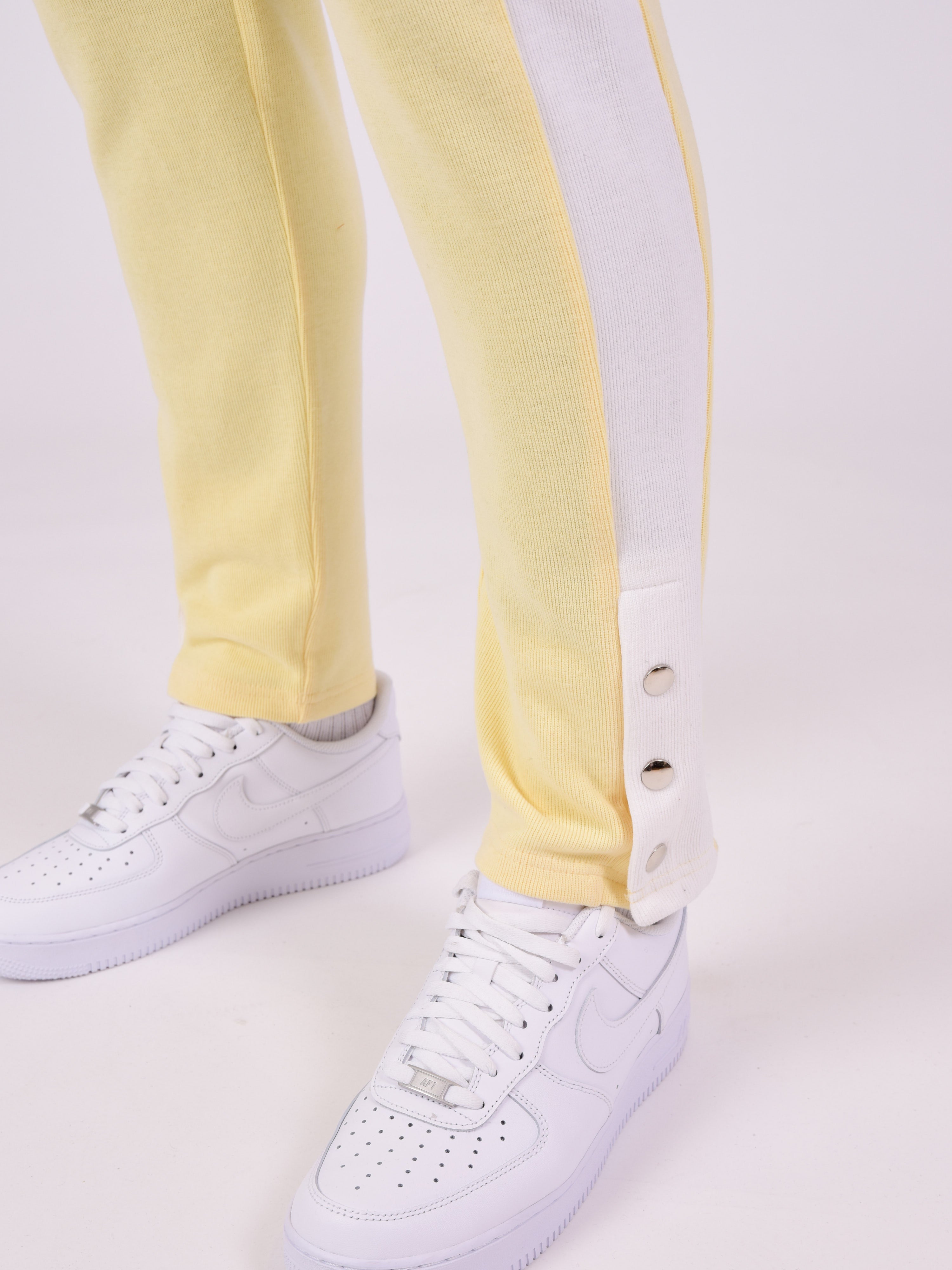 Knitted jogger bottoms with side stripe-6