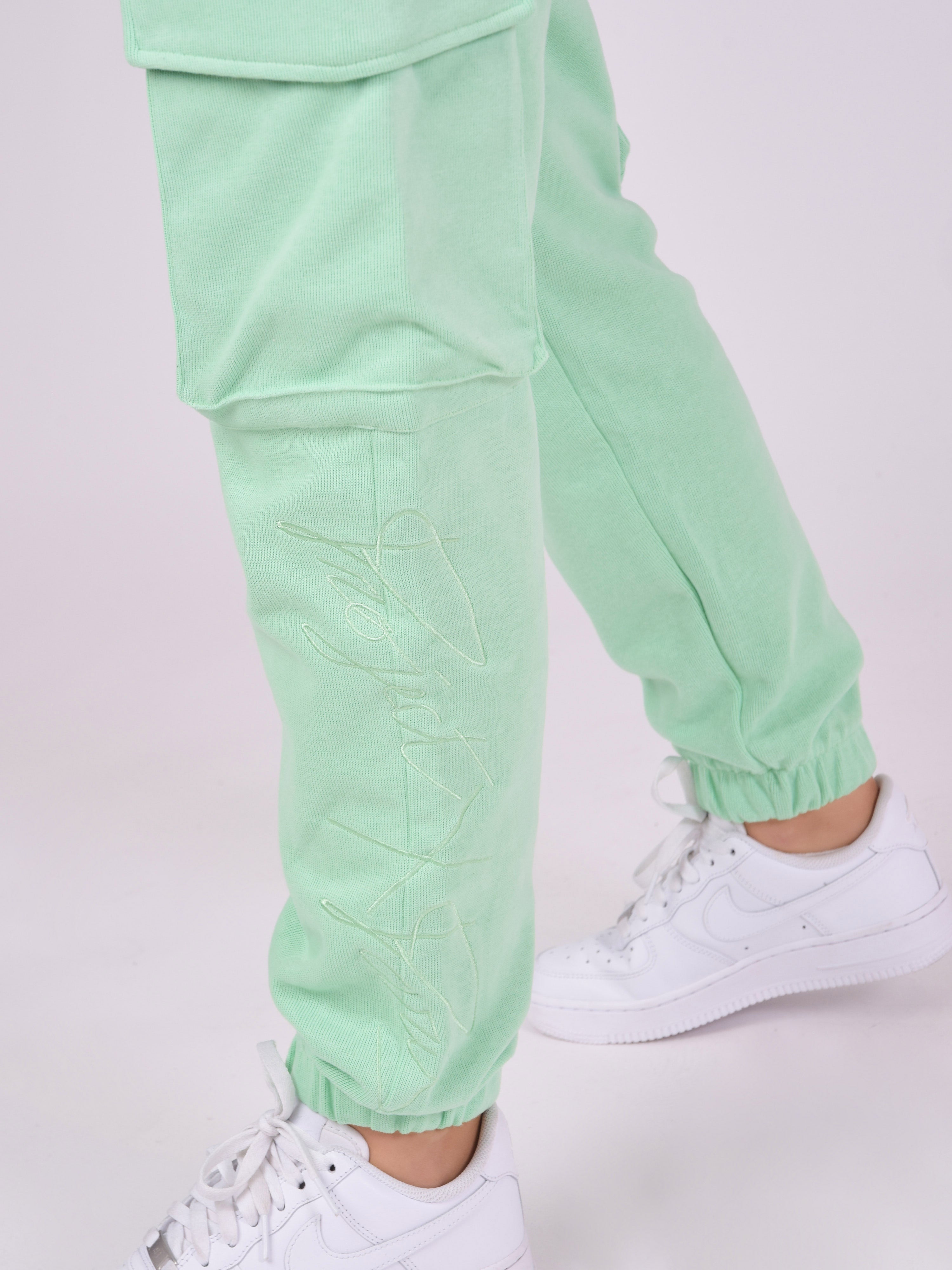 Basic cargo pants-11
