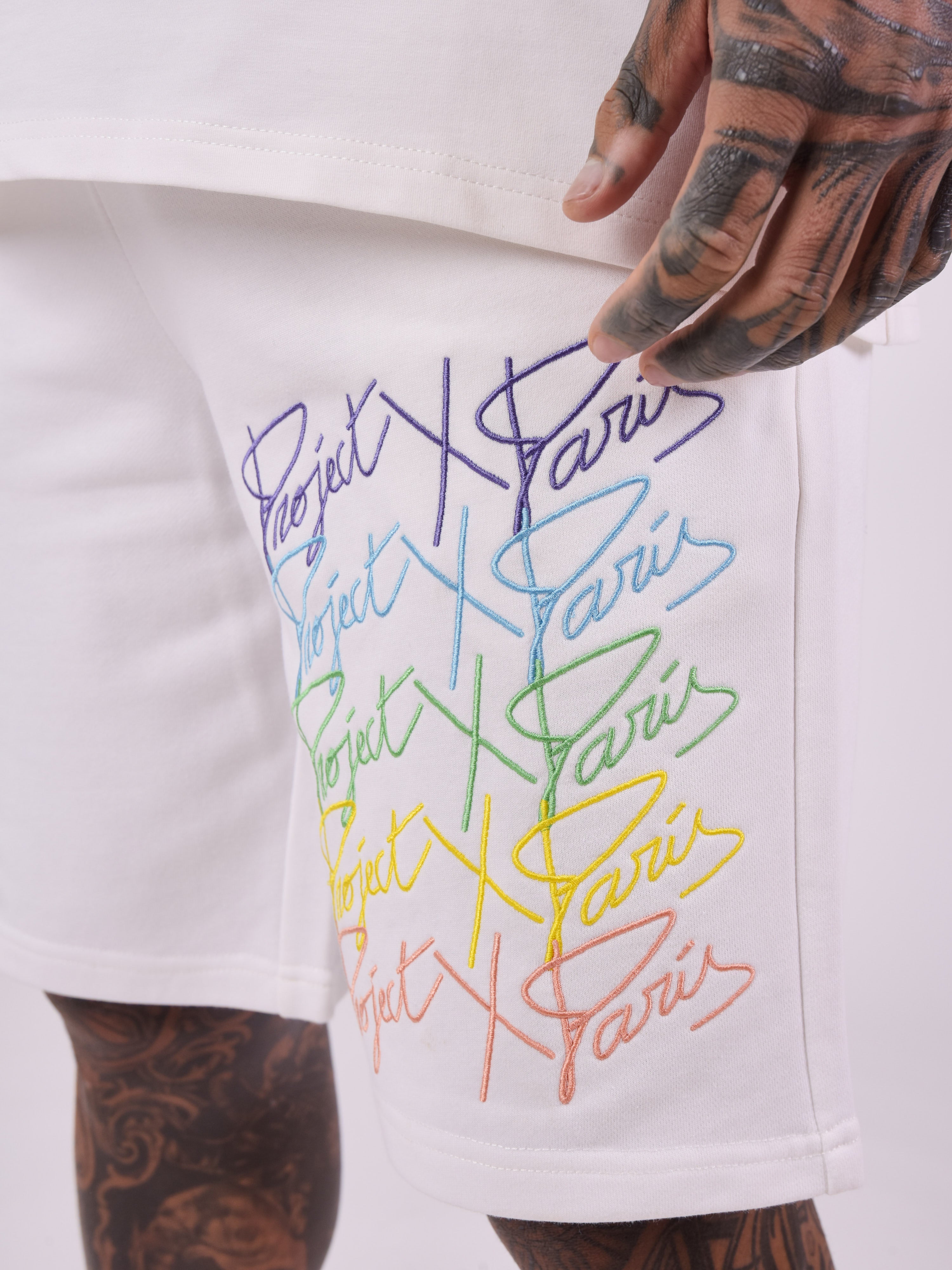Oversize rainbow logos shorts-6