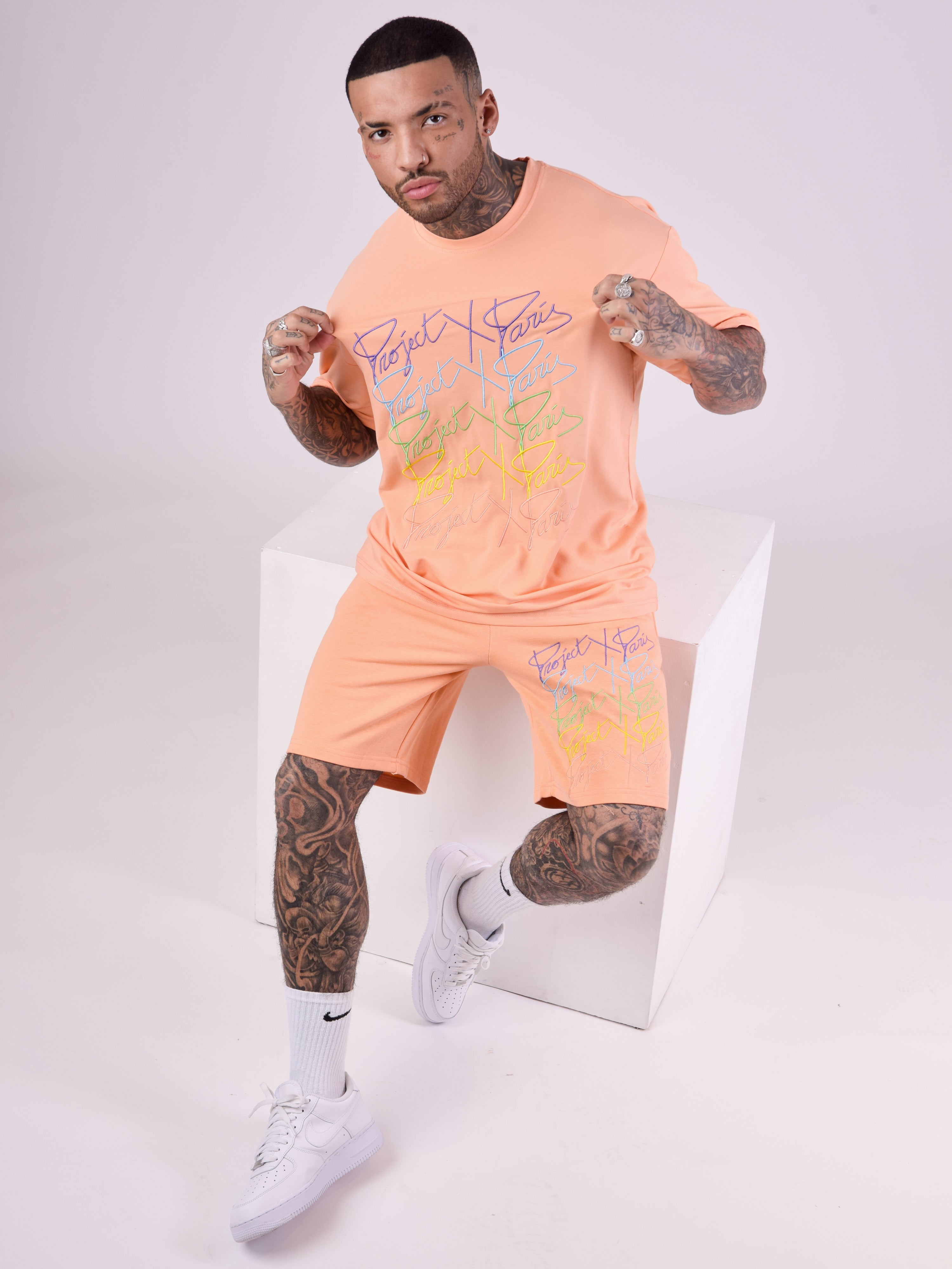 Oversize rainbow logos shorts-1