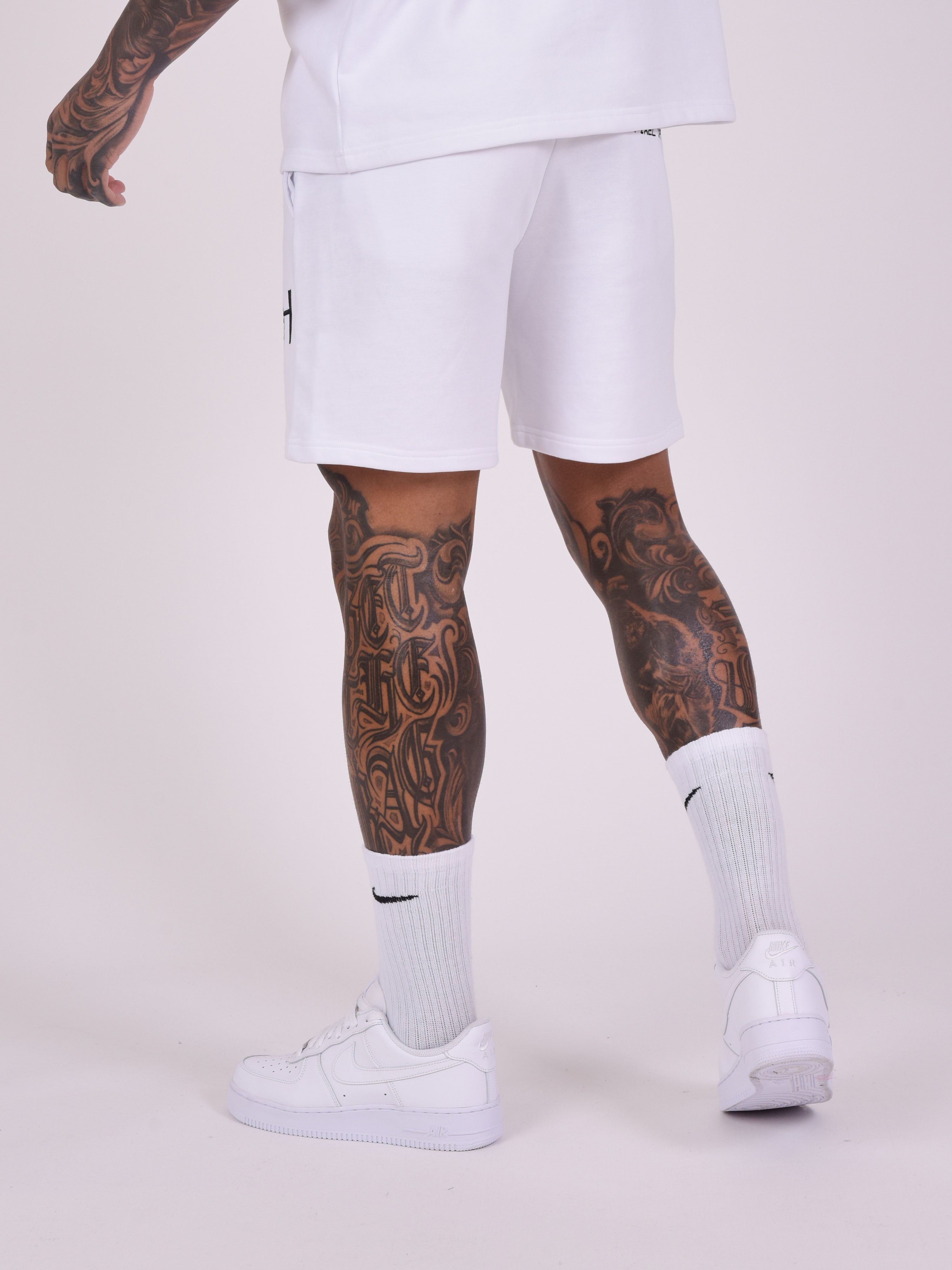 2240214-blanc-modelshot