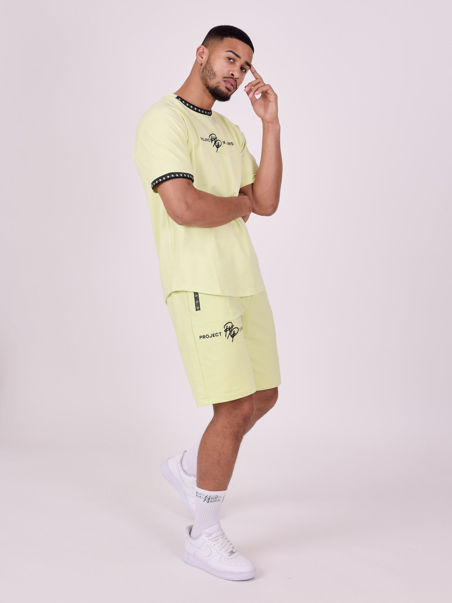 2240218-jaune-fluo