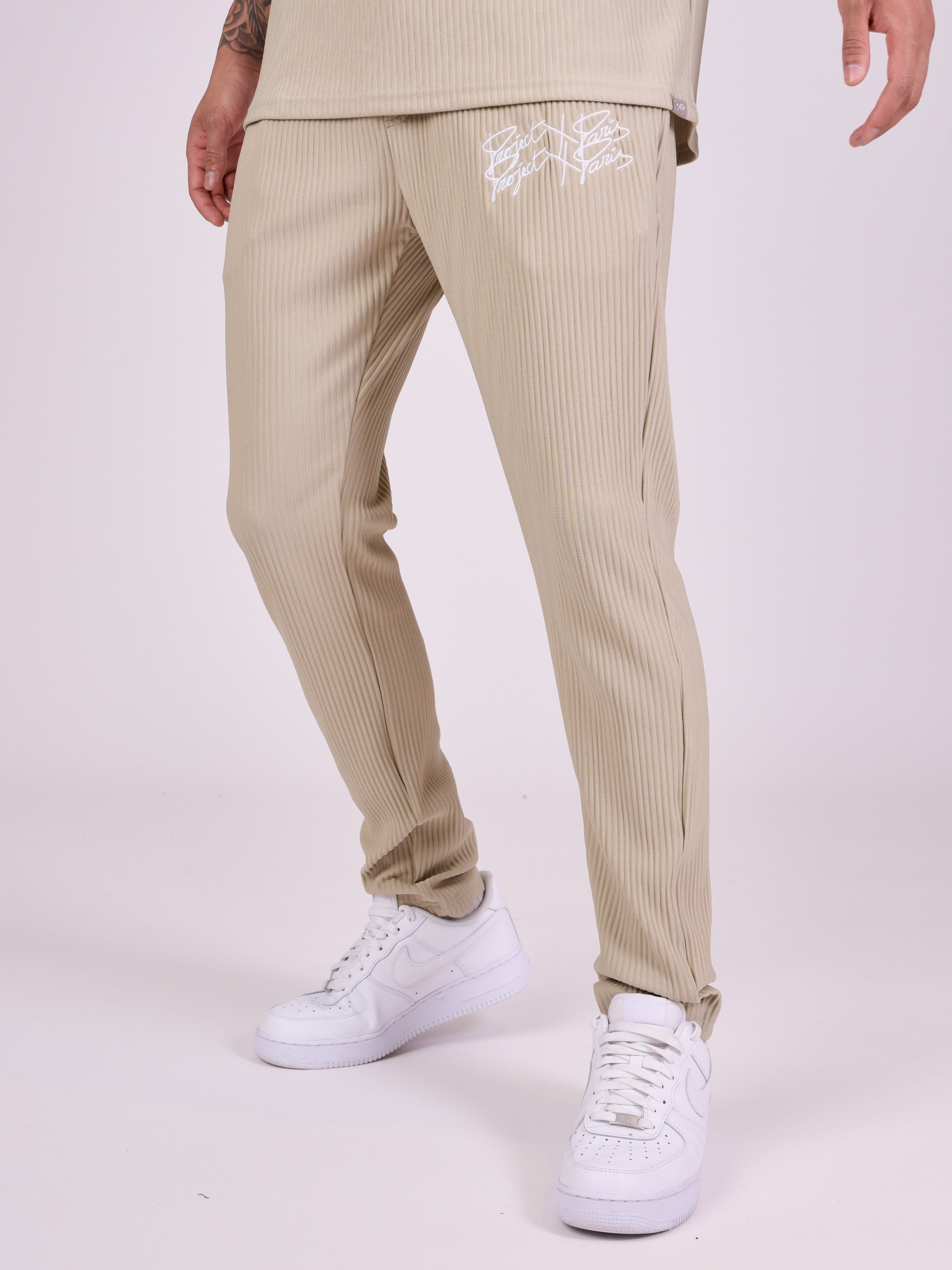 Textured fabric trousers-4