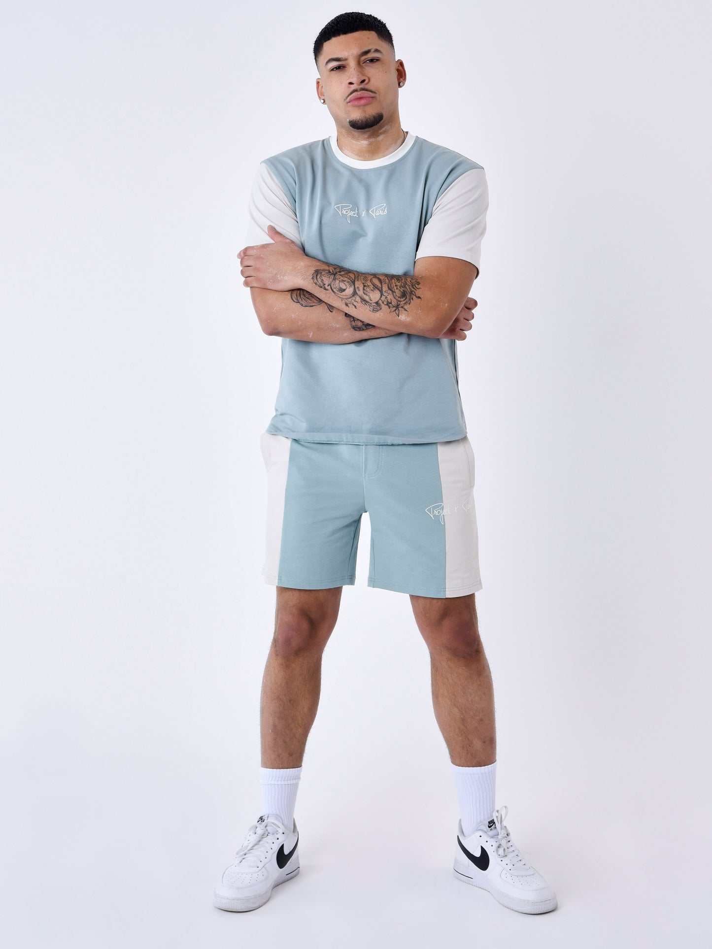2310012-bleu-vert-modelshot