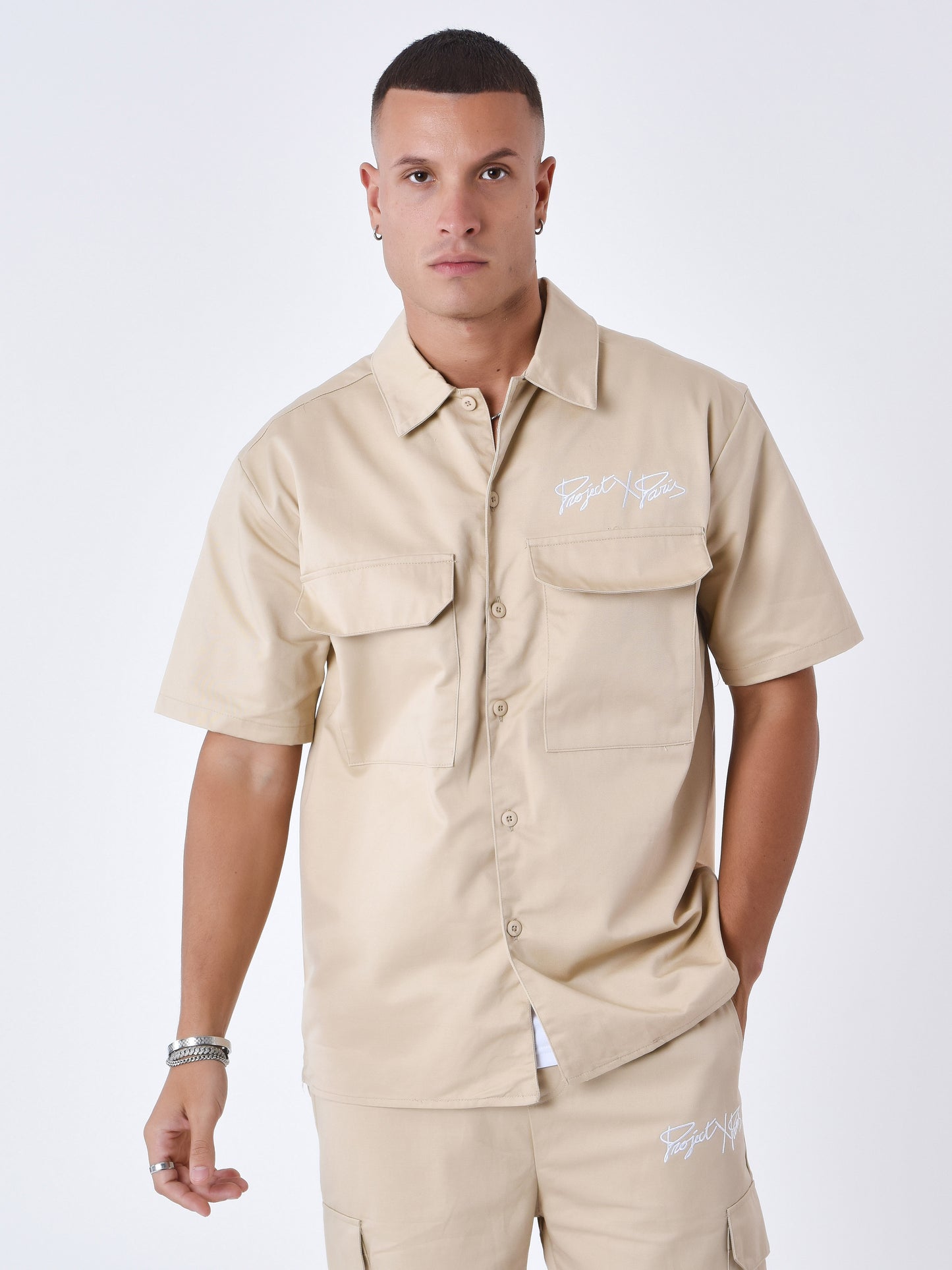 2310016-beige-modelshot
