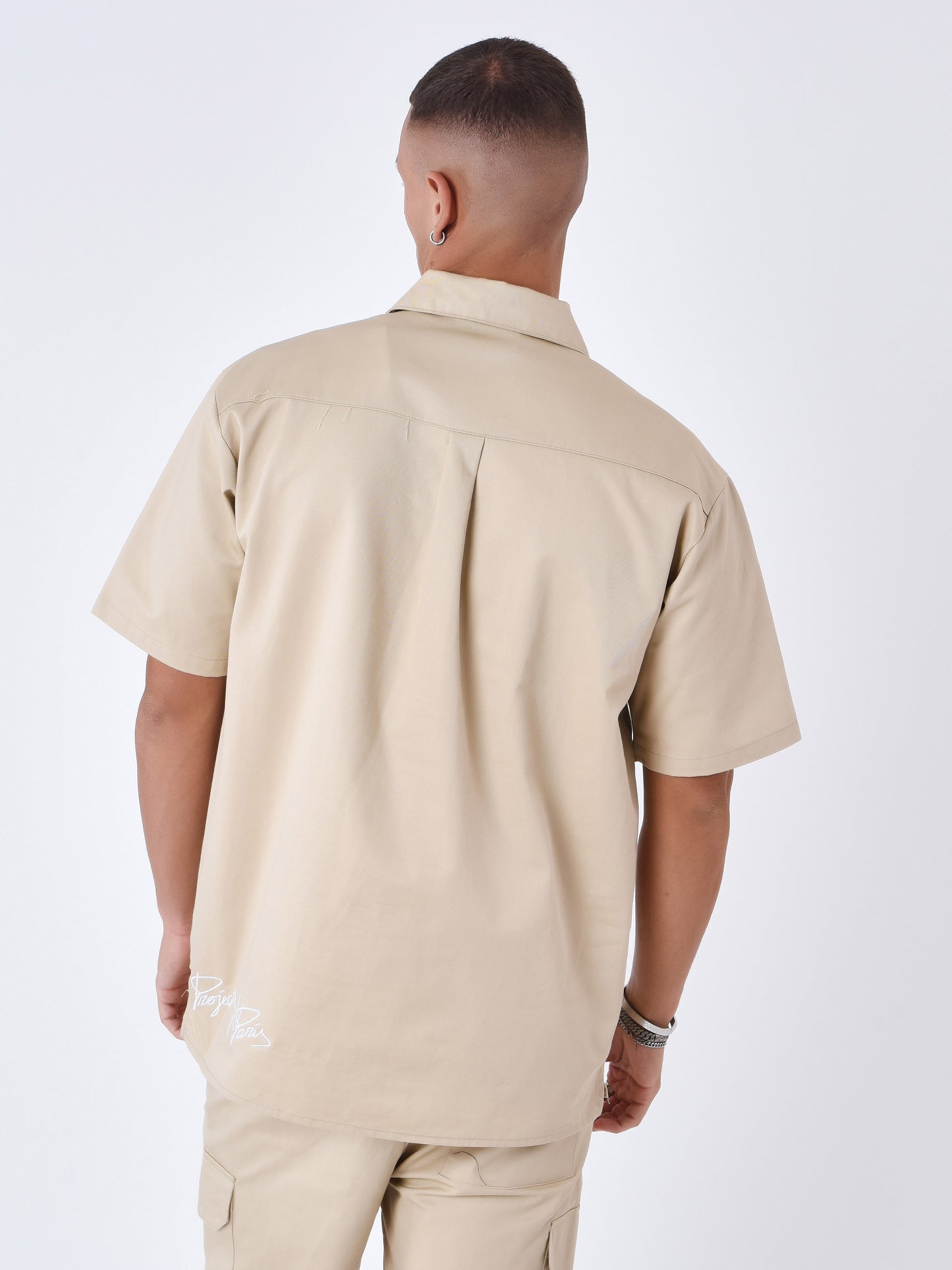 2310016-beige-modelshot