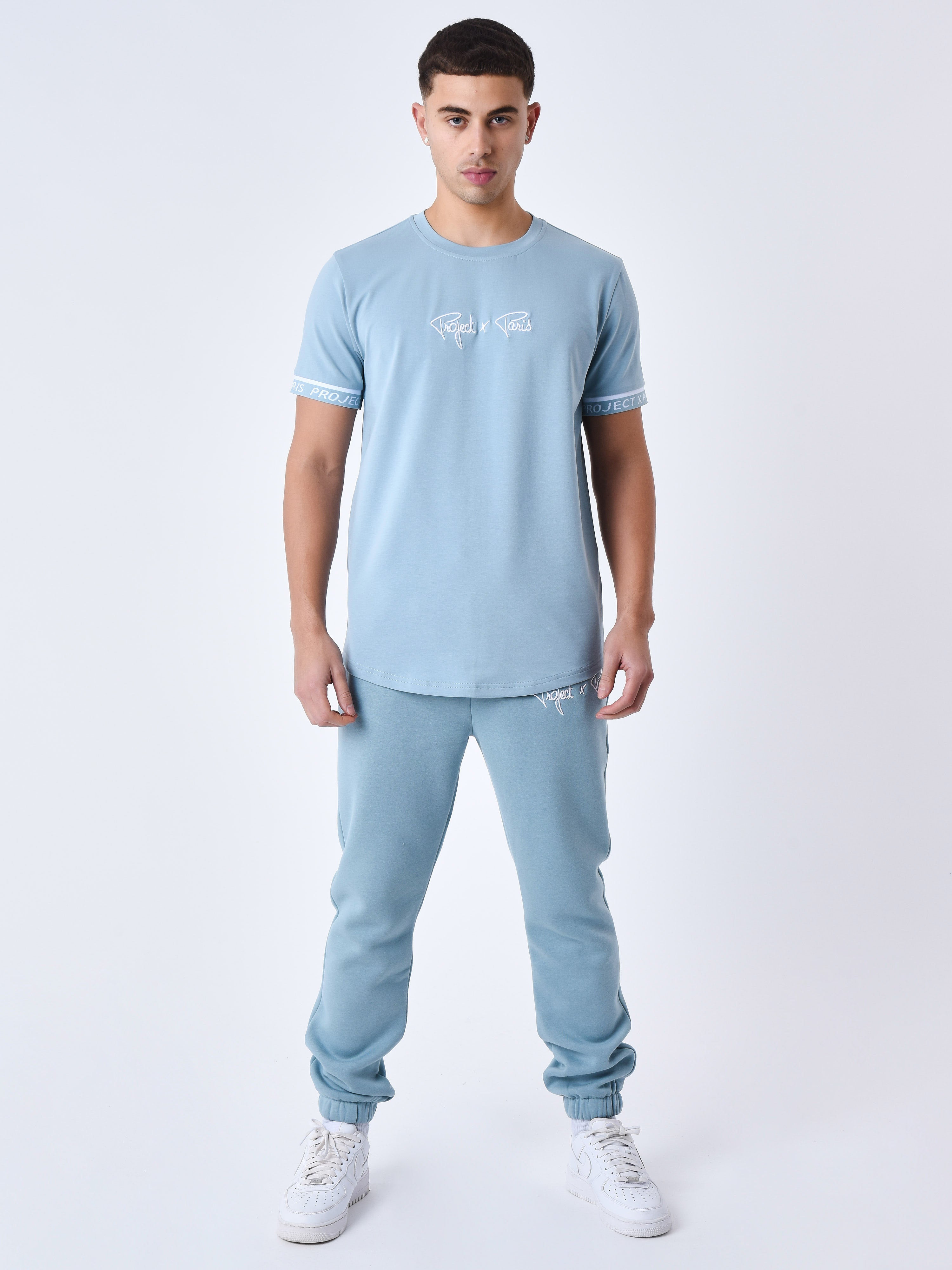 2310022-bleu-ciel-modelshot