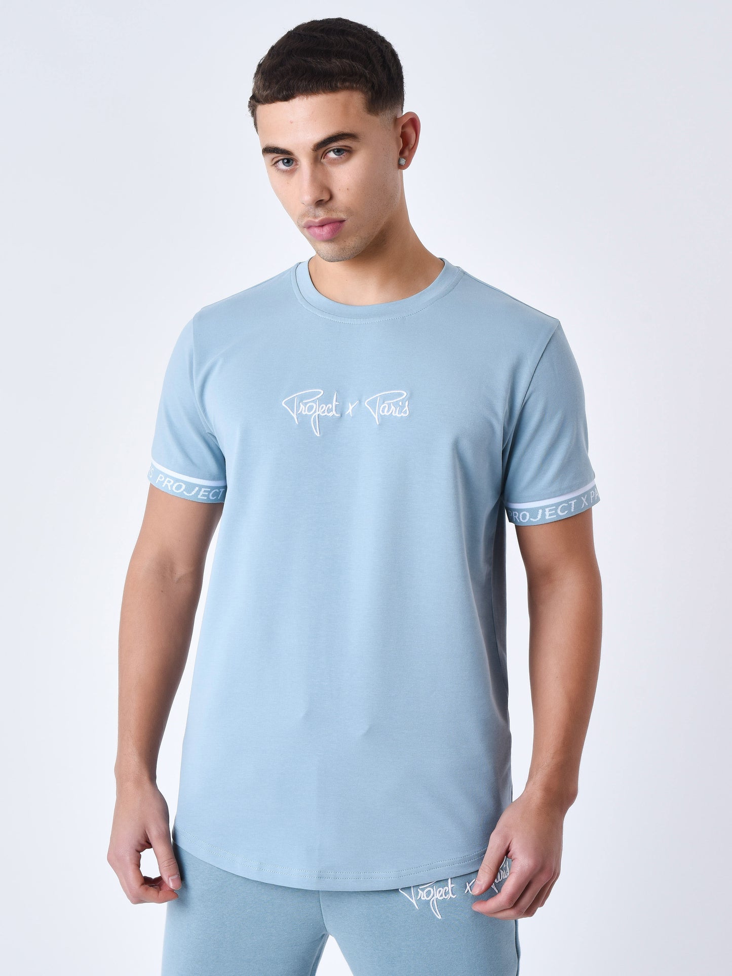 2310022-bleu-ciel-modelshot