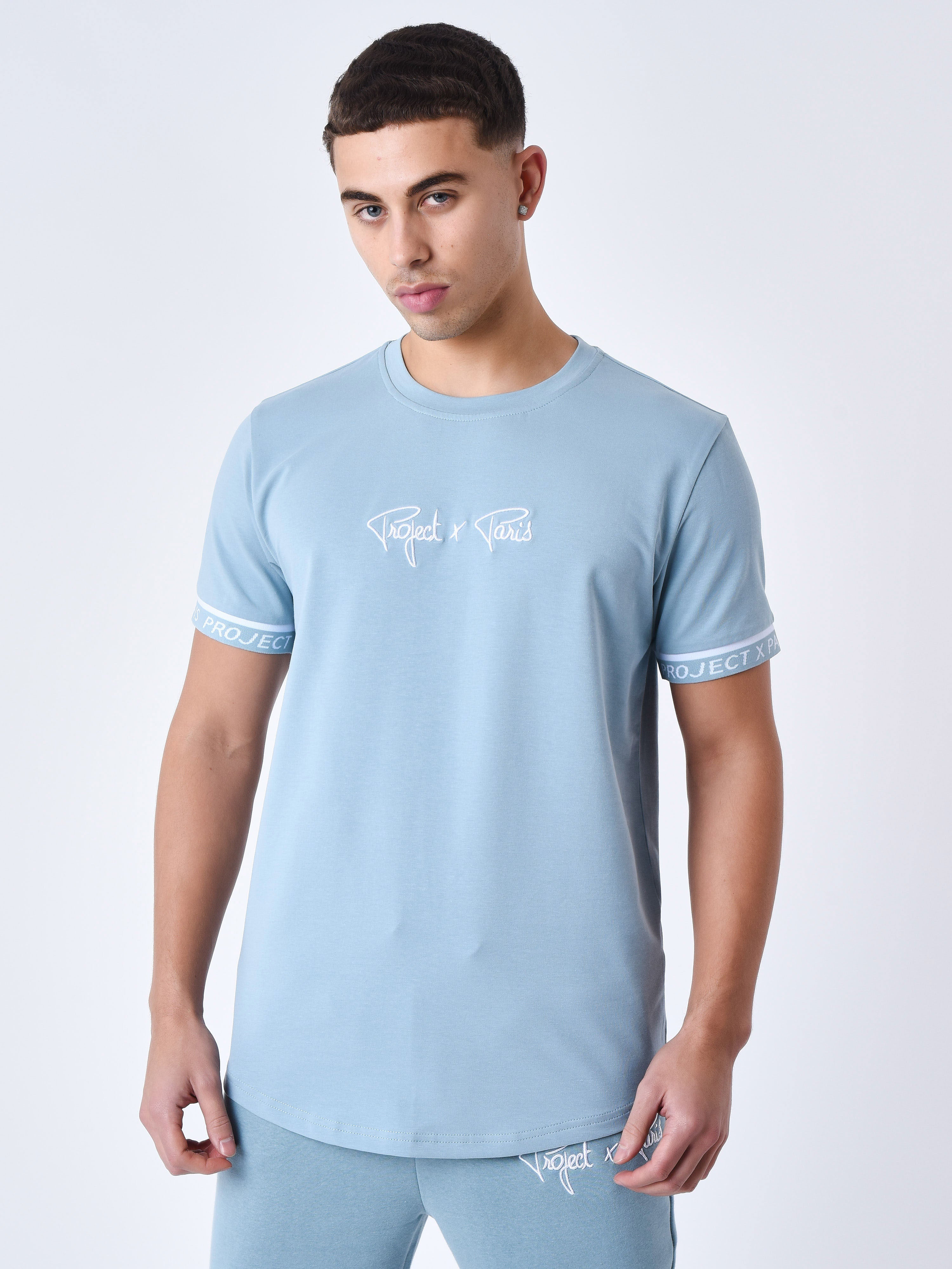 2310022-bleu-ciel-modelshot