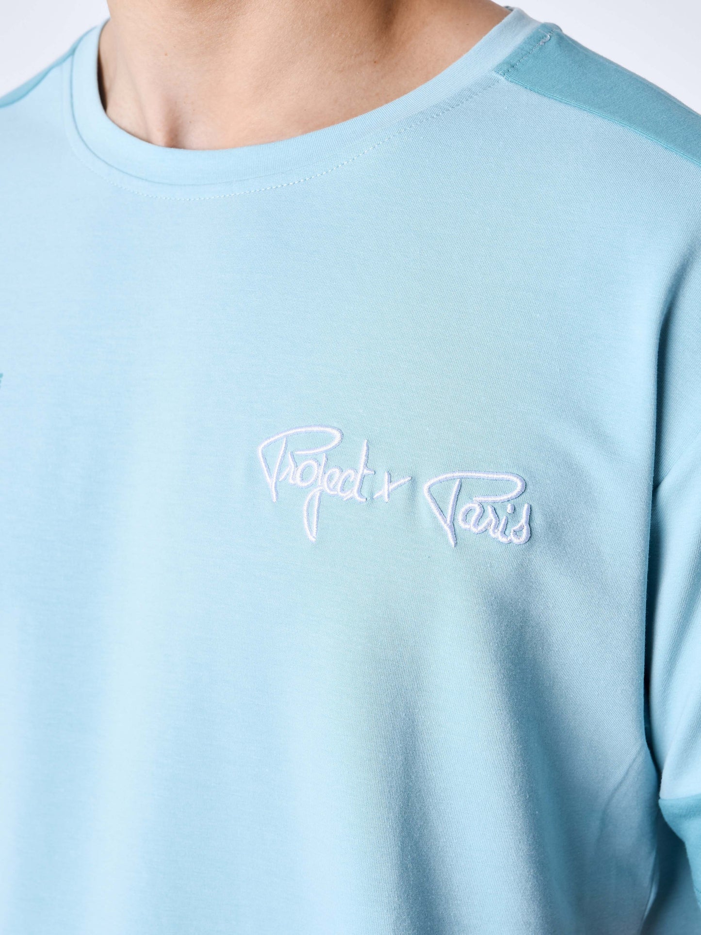 2310023-cyan