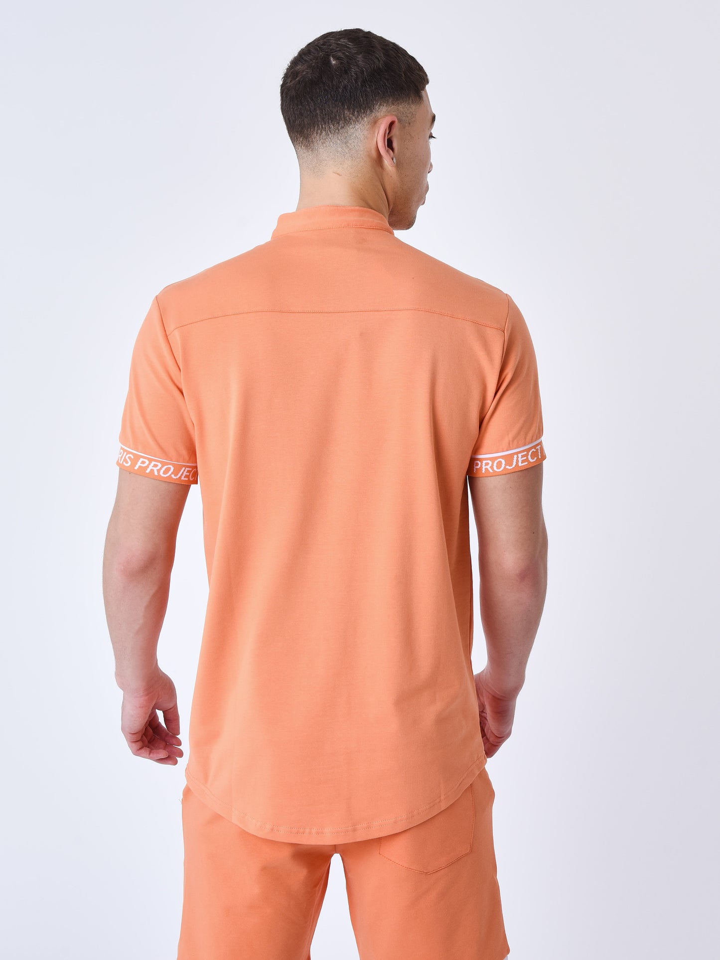 2310028-orange