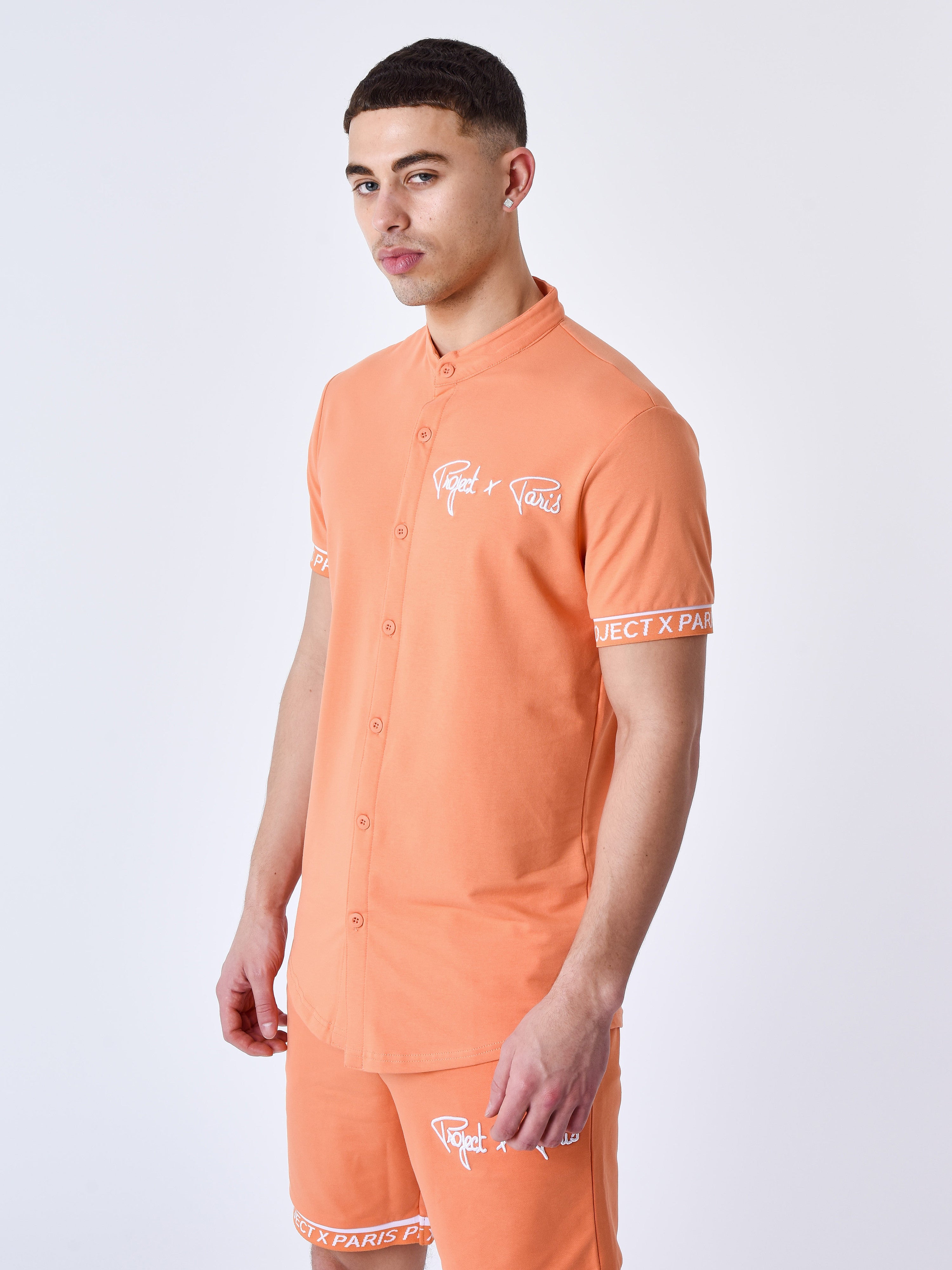 2310028-orange