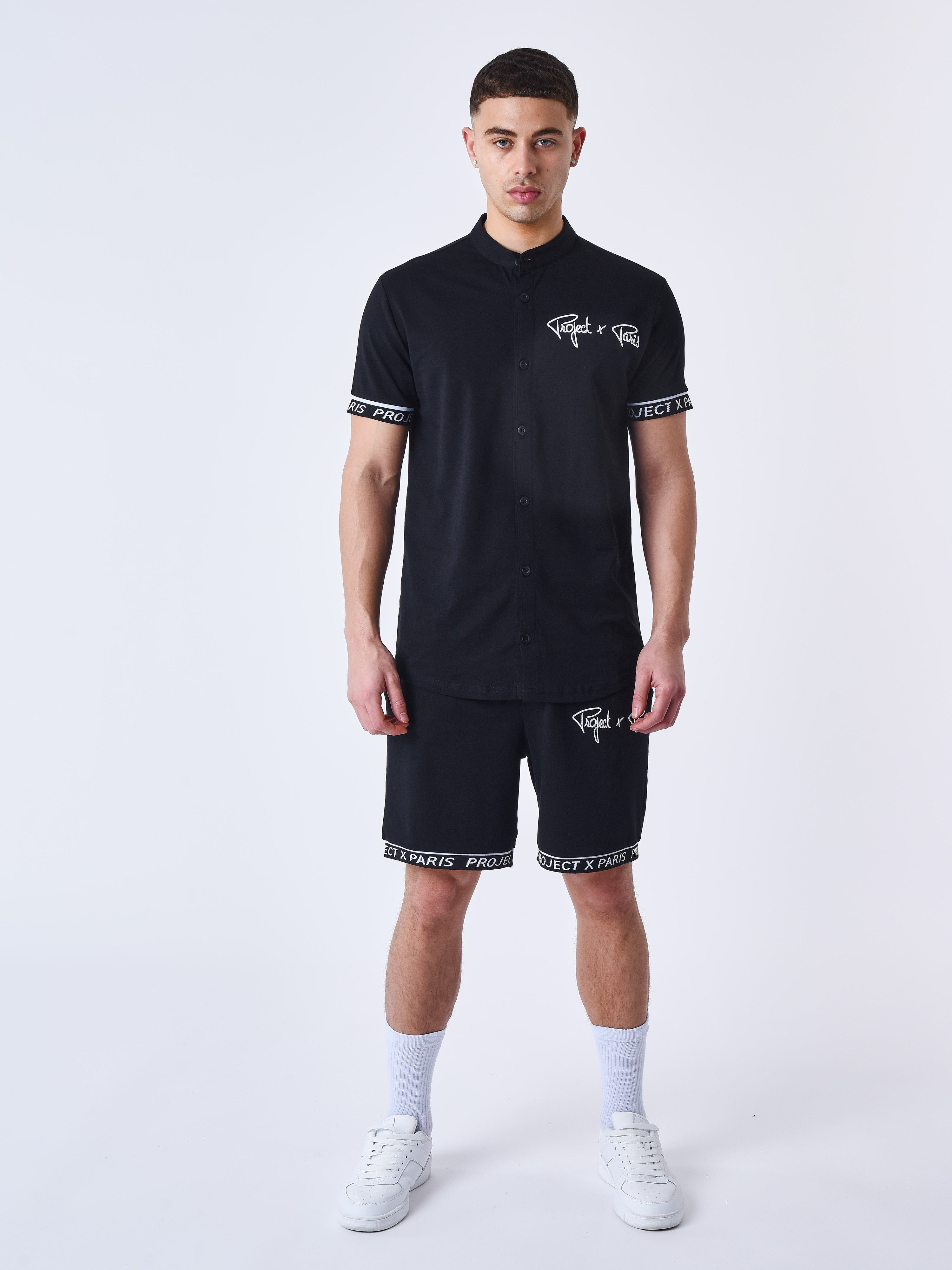 2310028-noir-modelshot