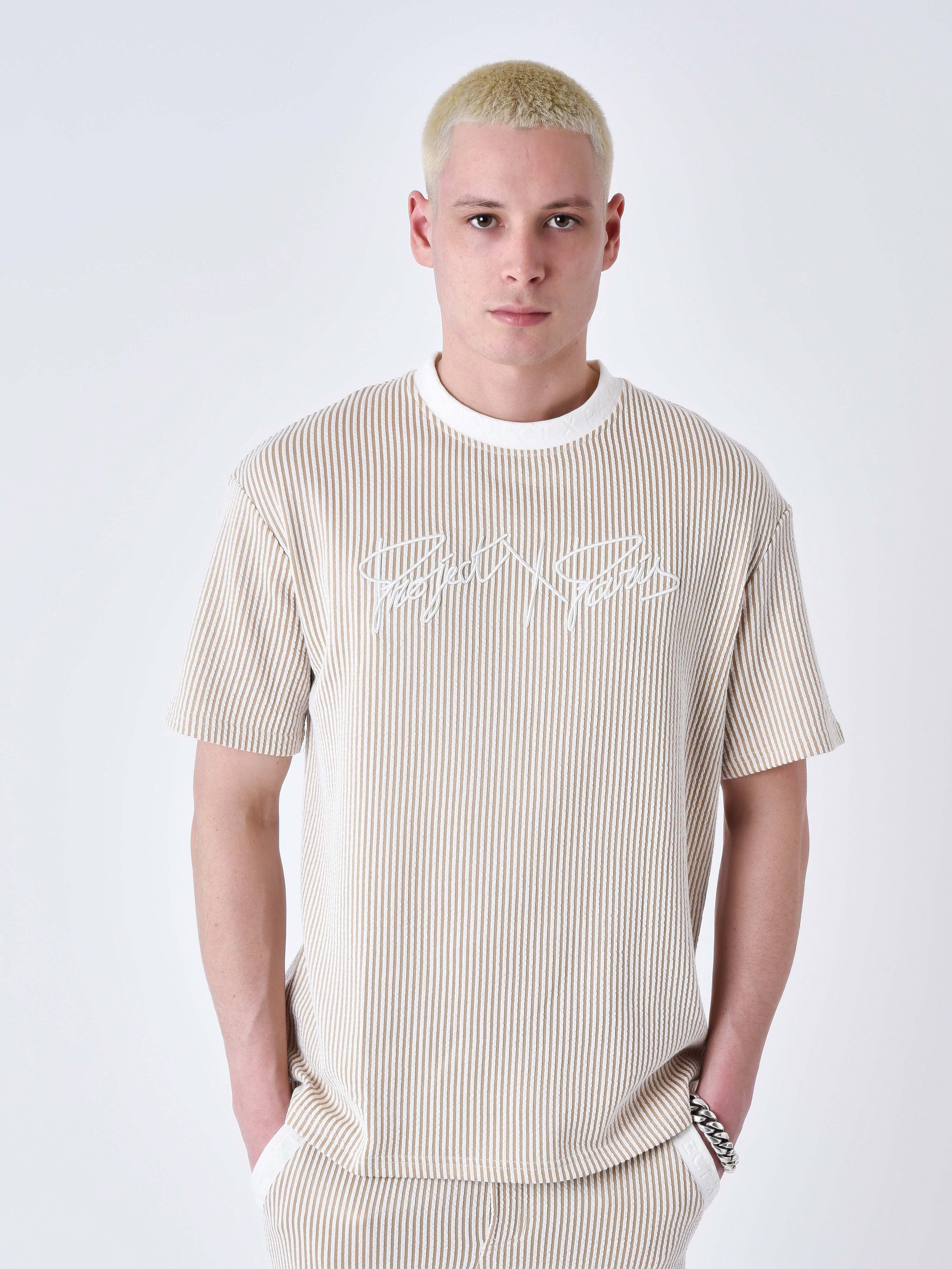 2310031-beige-modelshot