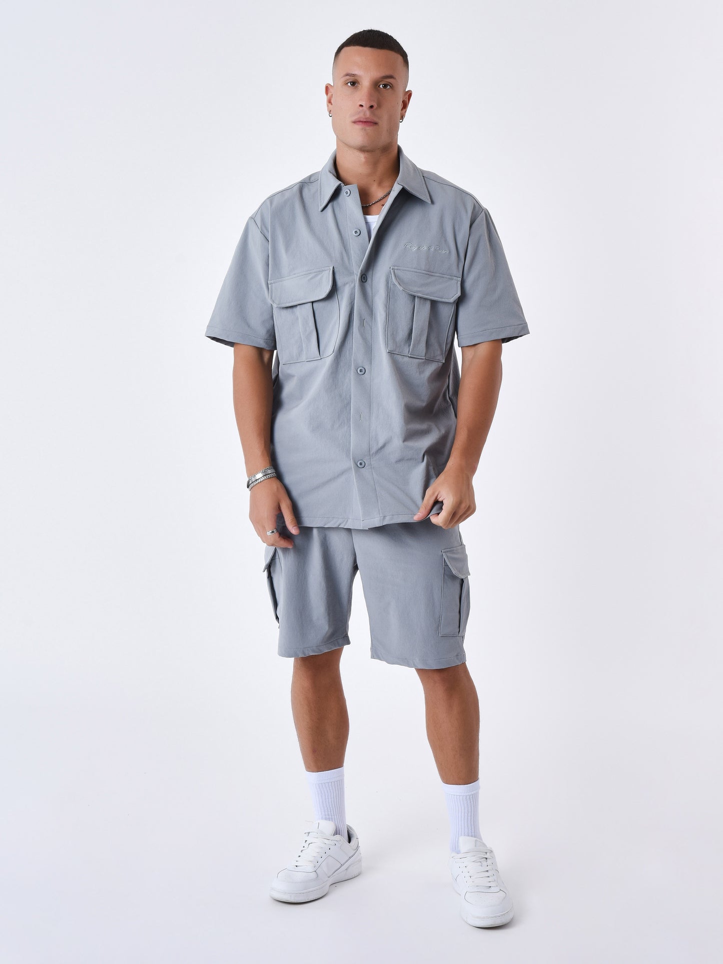 2310034-gris-clair