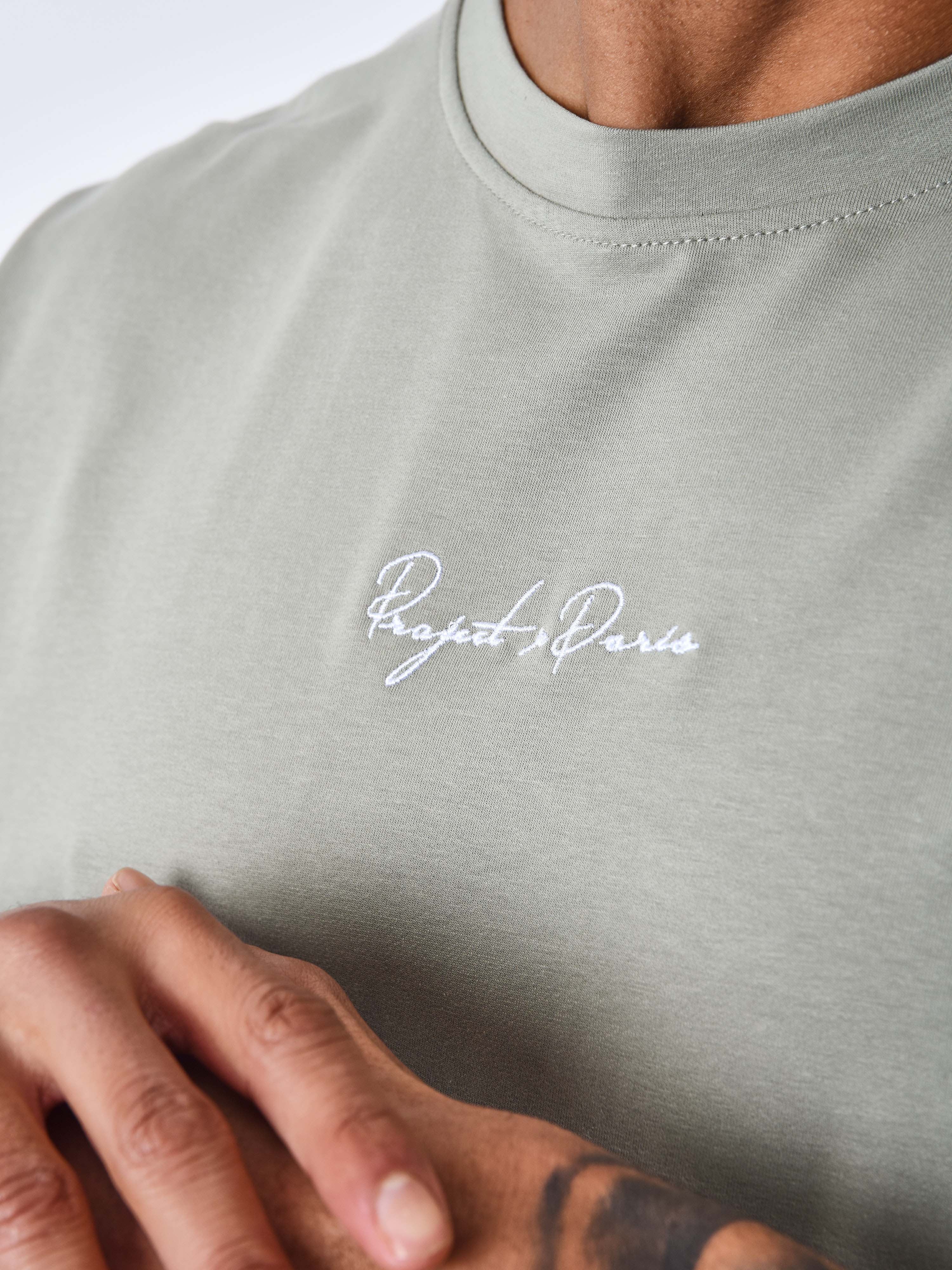 Camiseta con bordado Signature-6