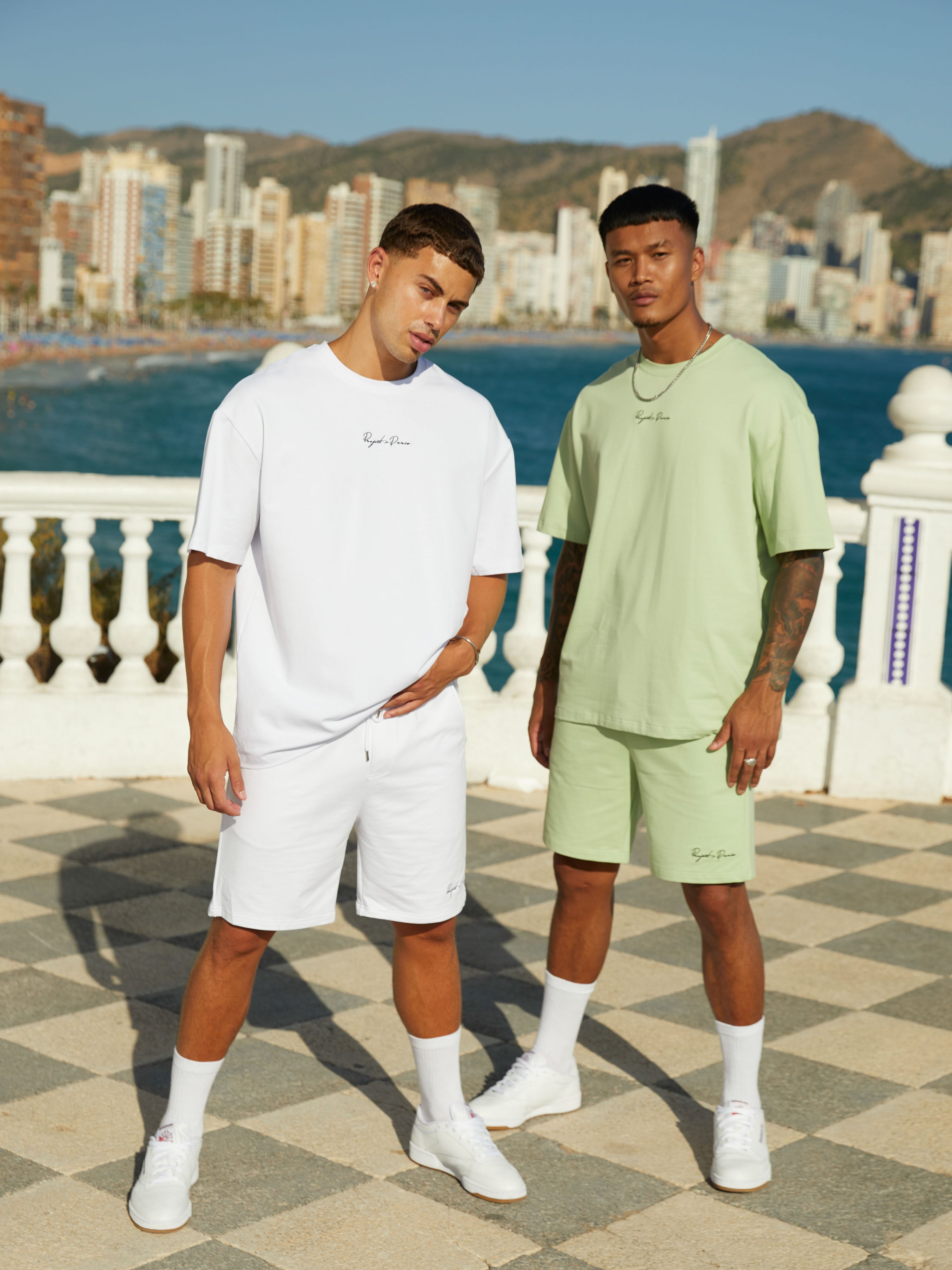 T-shirt broderie signature-2