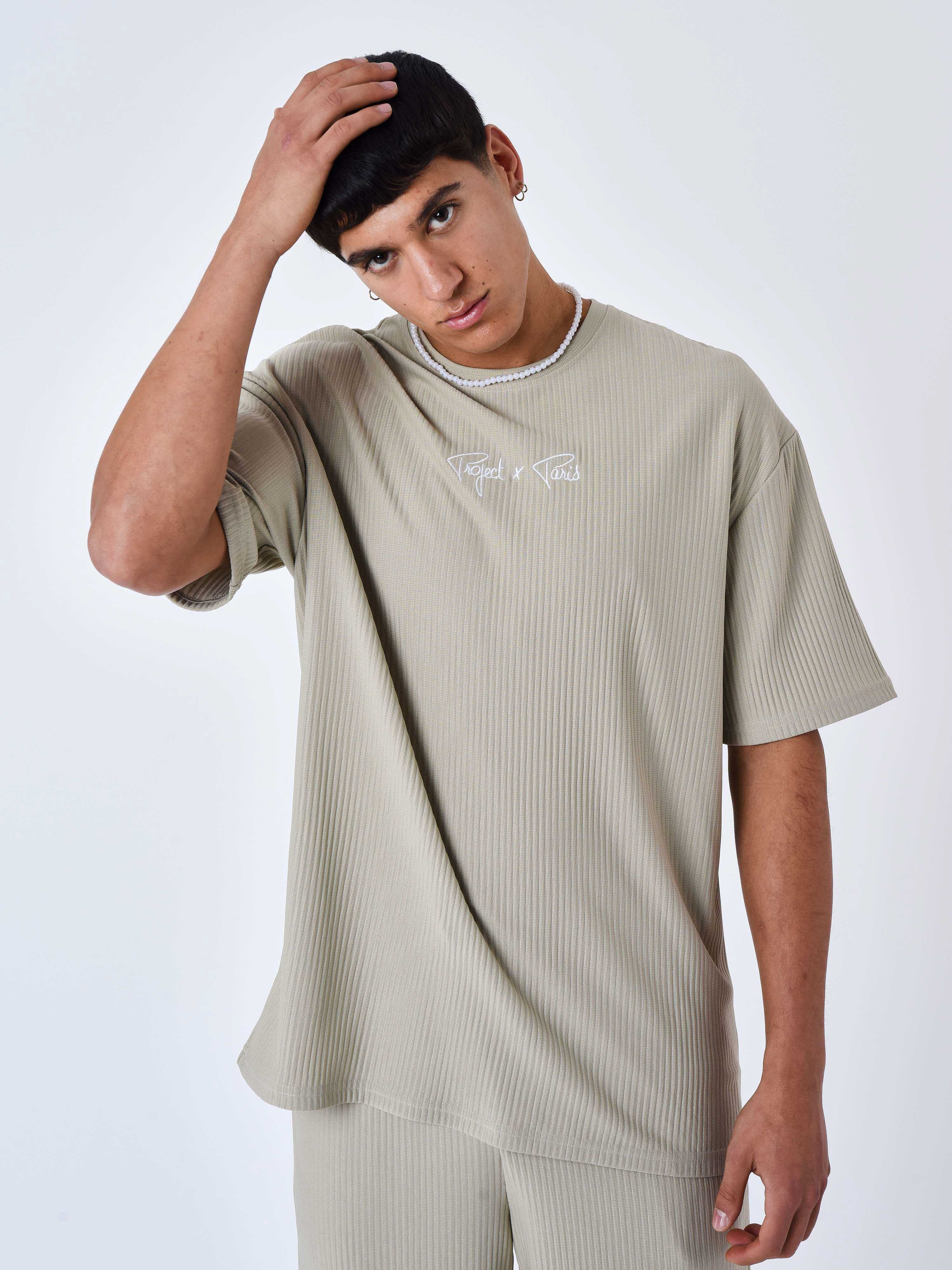 Textured plain T-shirt-2