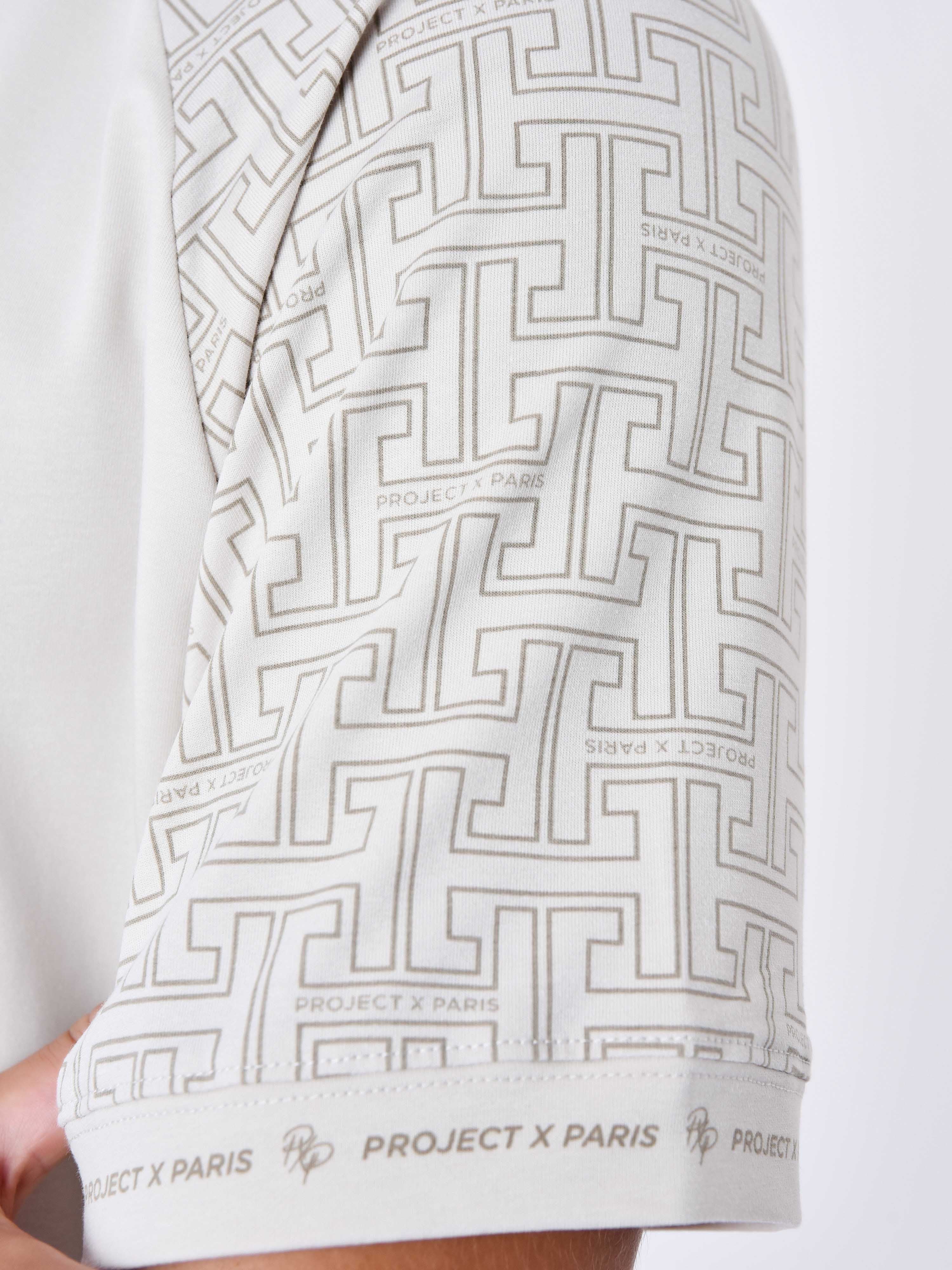 All over labyrinth sleeve T-shirt-6