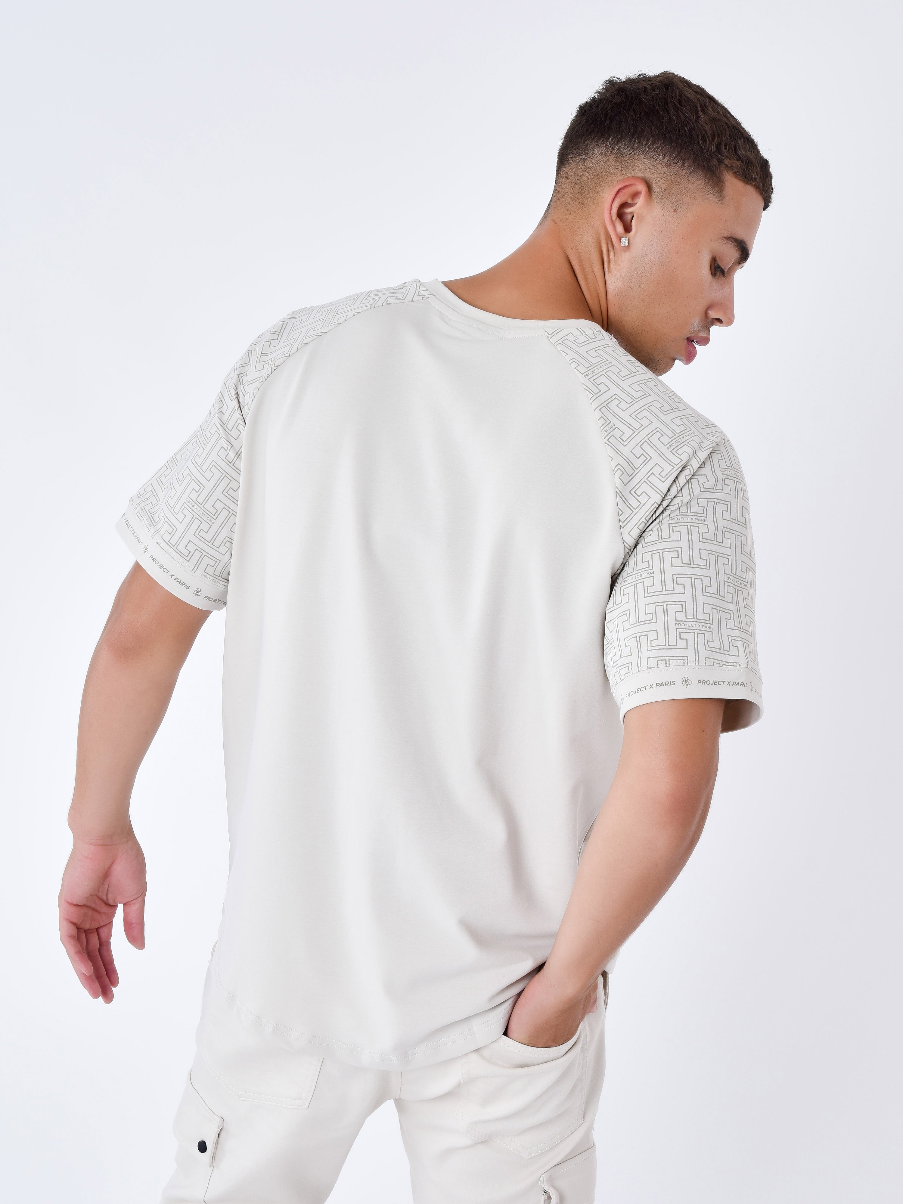 All over labyrinth sleeve T-shirt-2