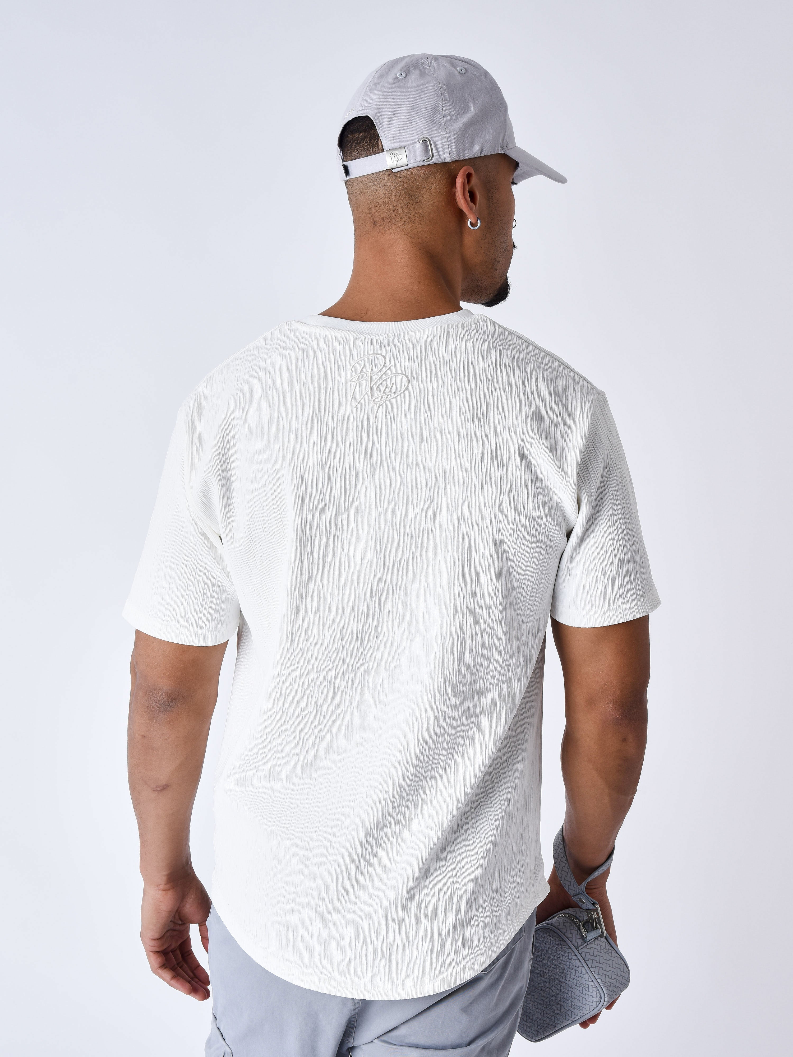 Elegancki T-shirt Signature-2