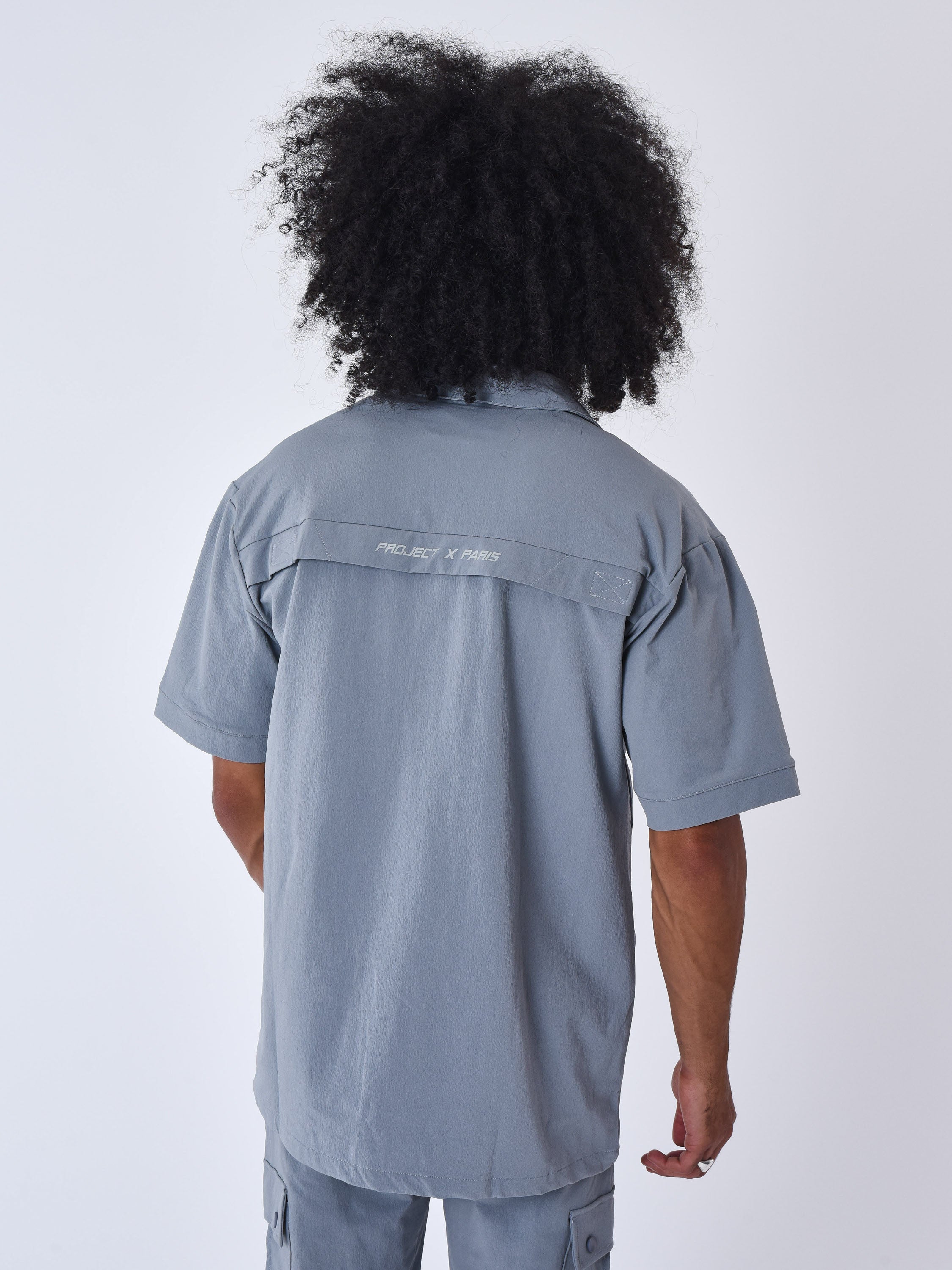 2310078-gris-clair-modelshot