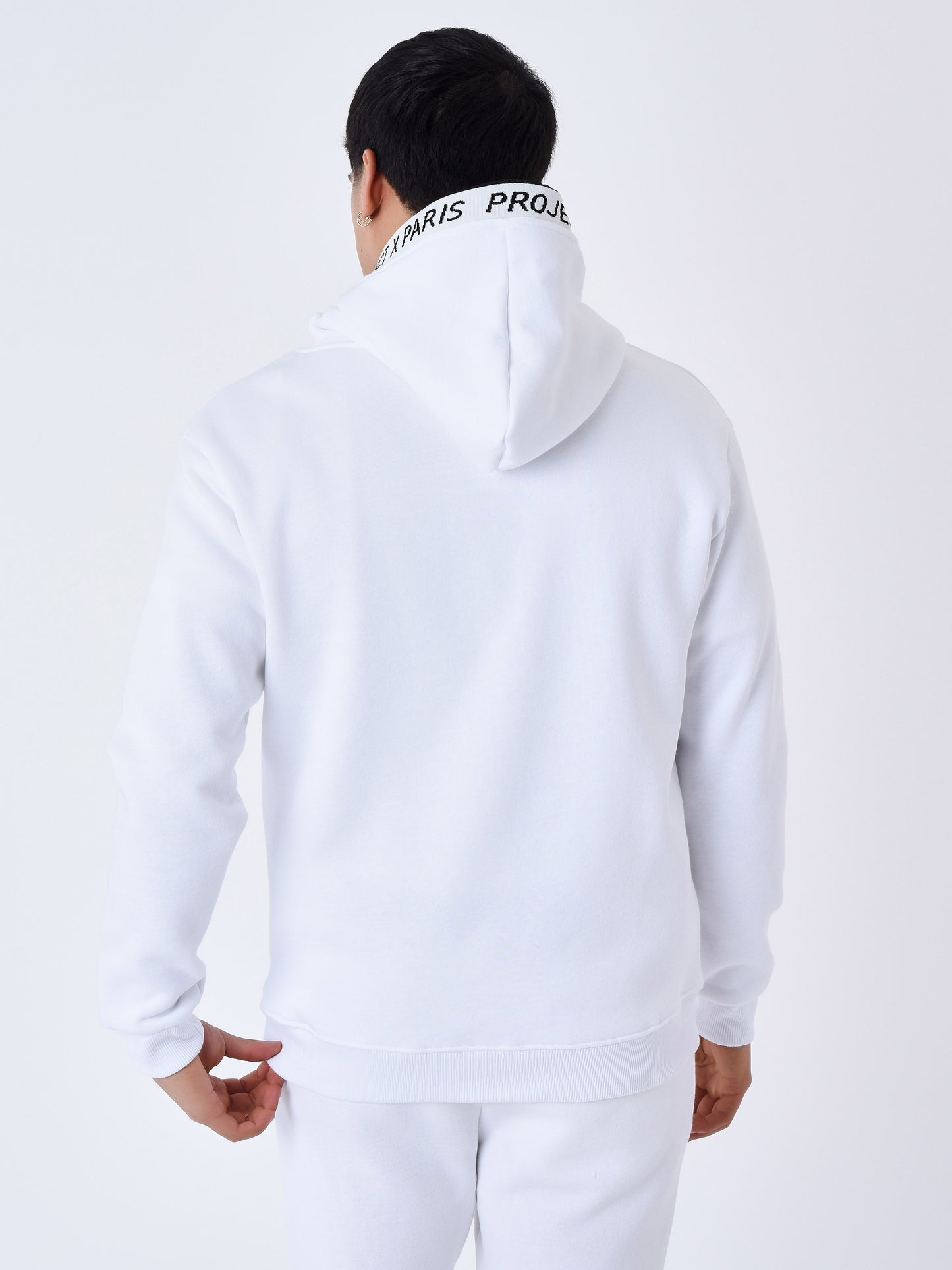 2322006-blanc-modelshot