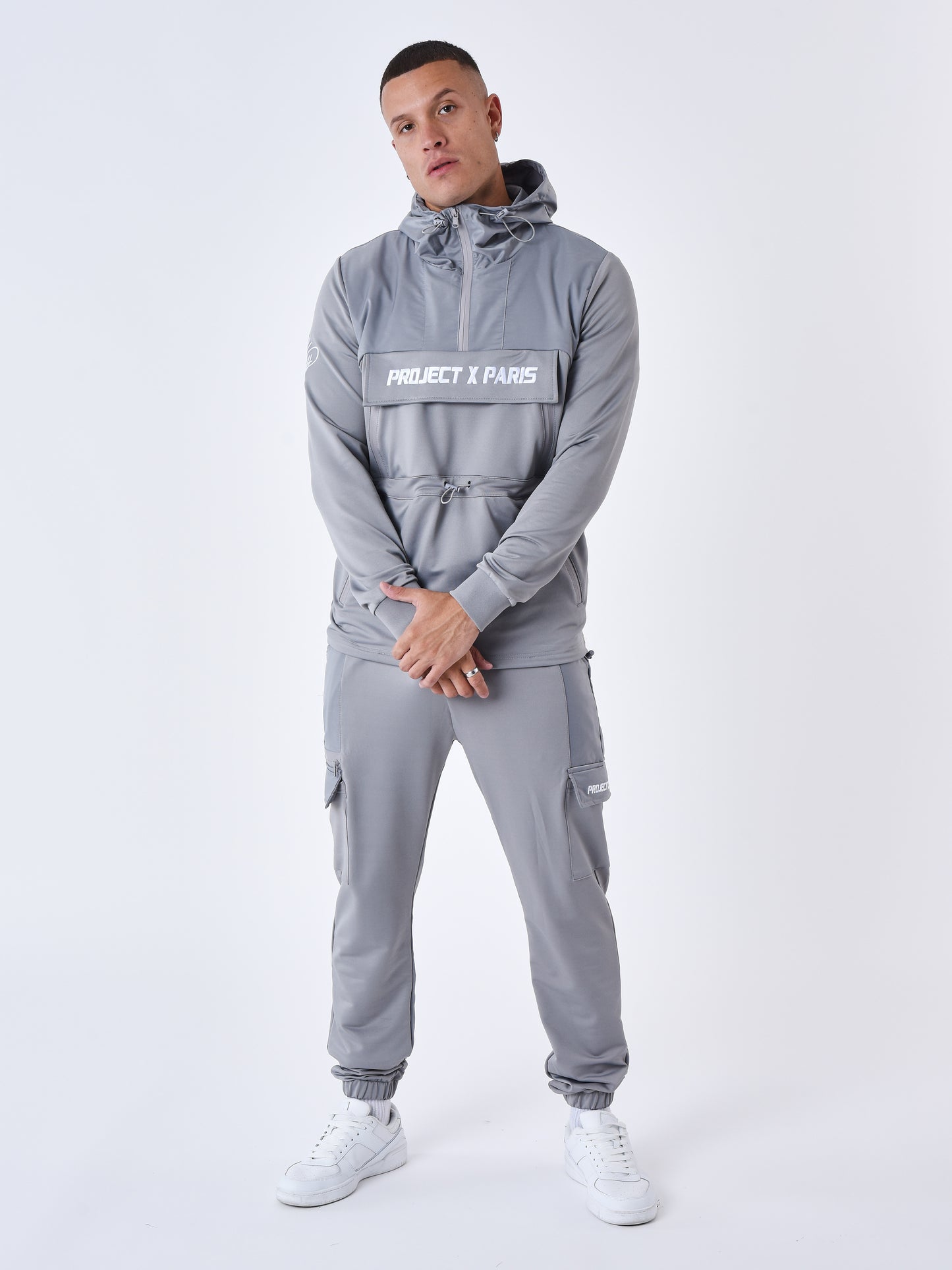 2322010-gris-clair