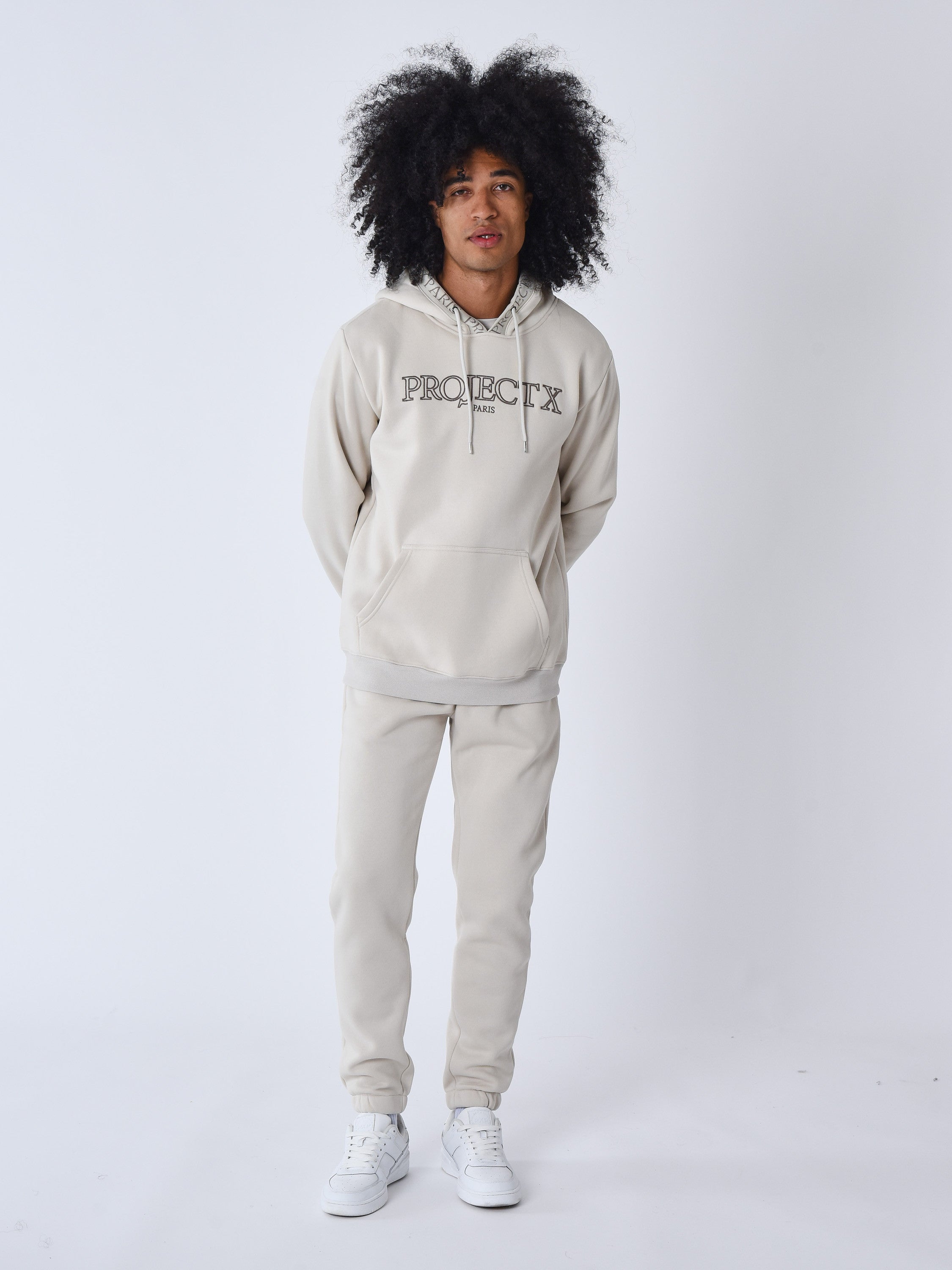 Sweat à Capuche broderie Contour-6