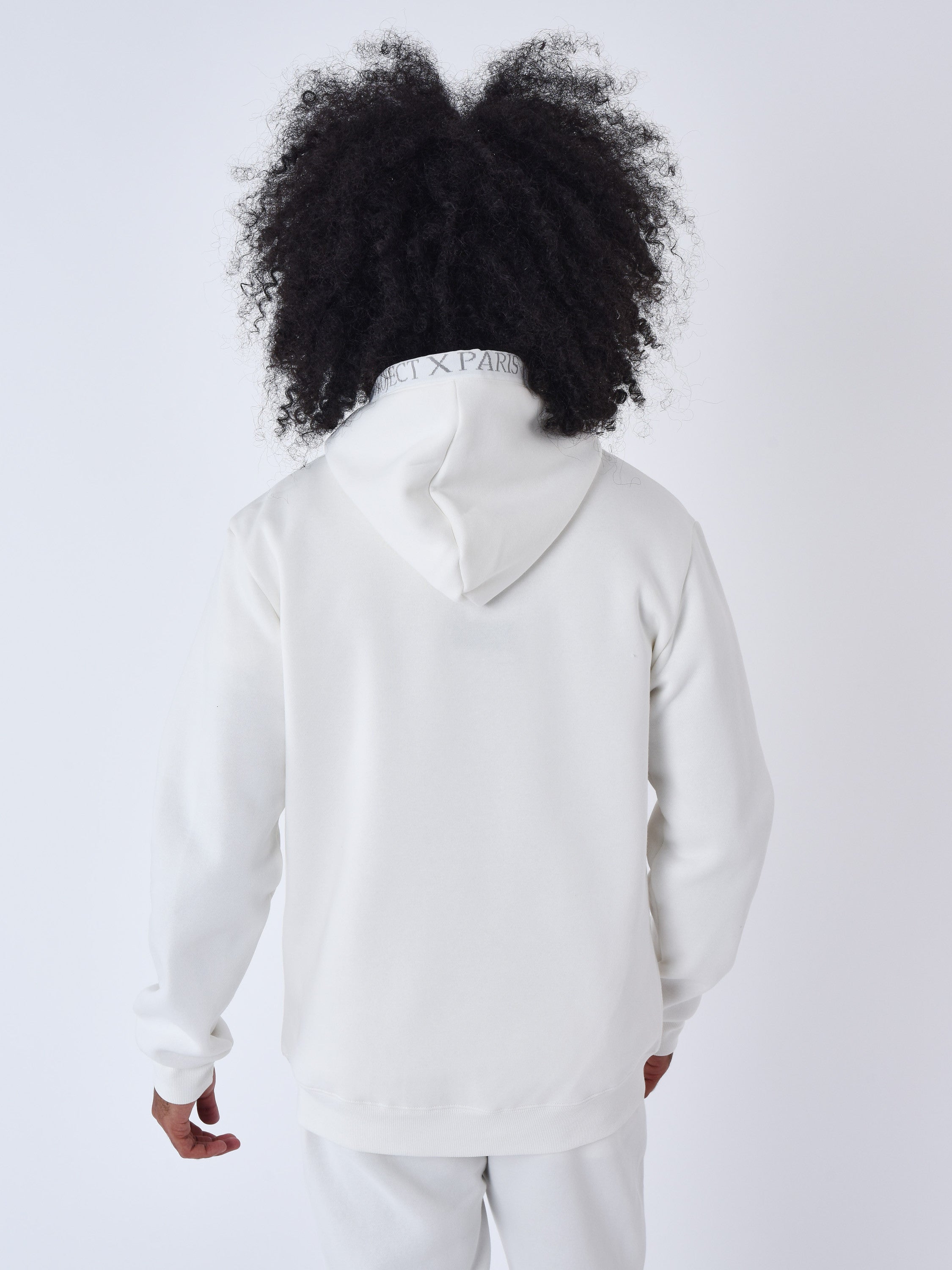 Hoodie med konturbroderi-2