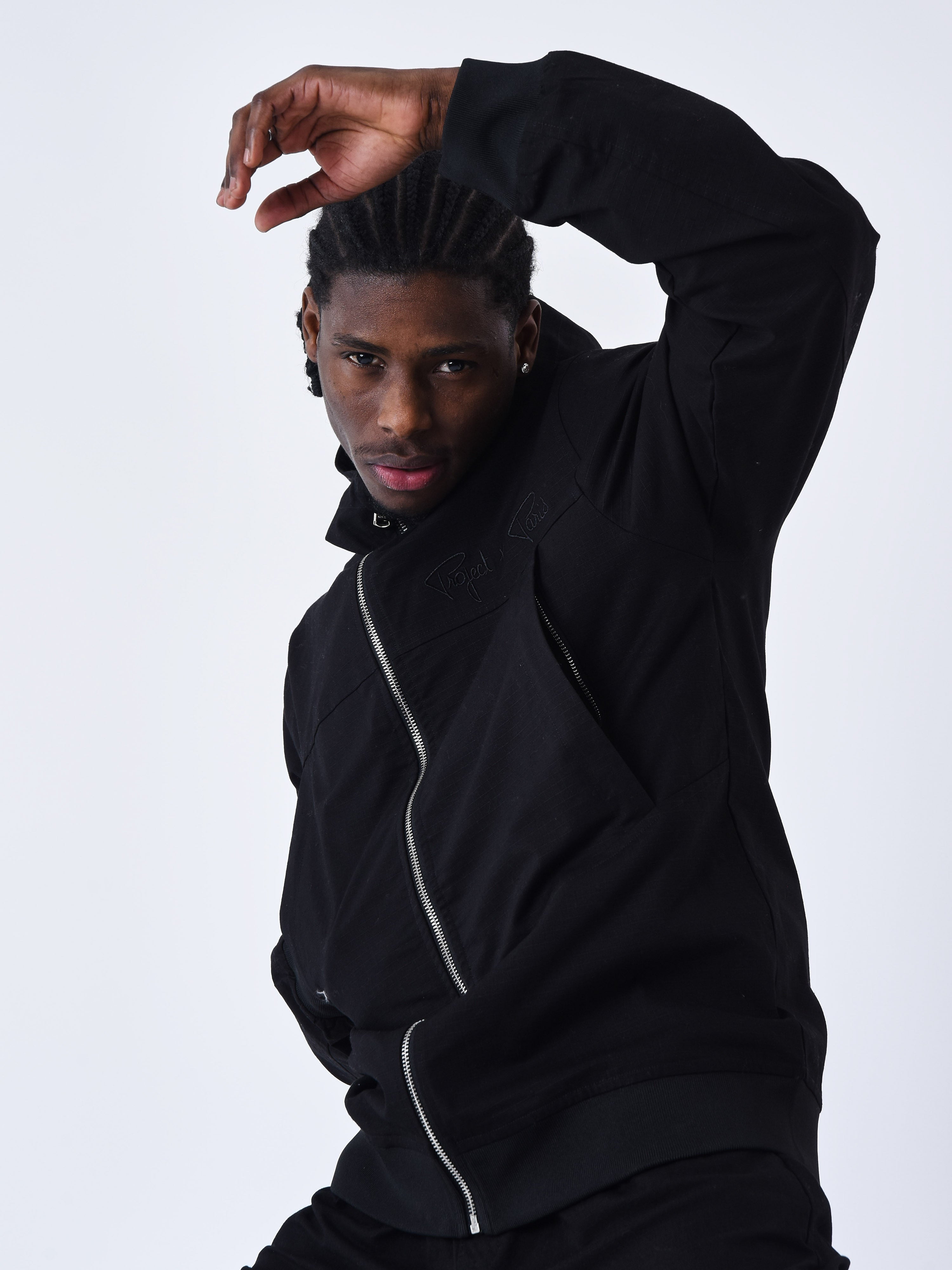 Veste jogging à capuche basic-2