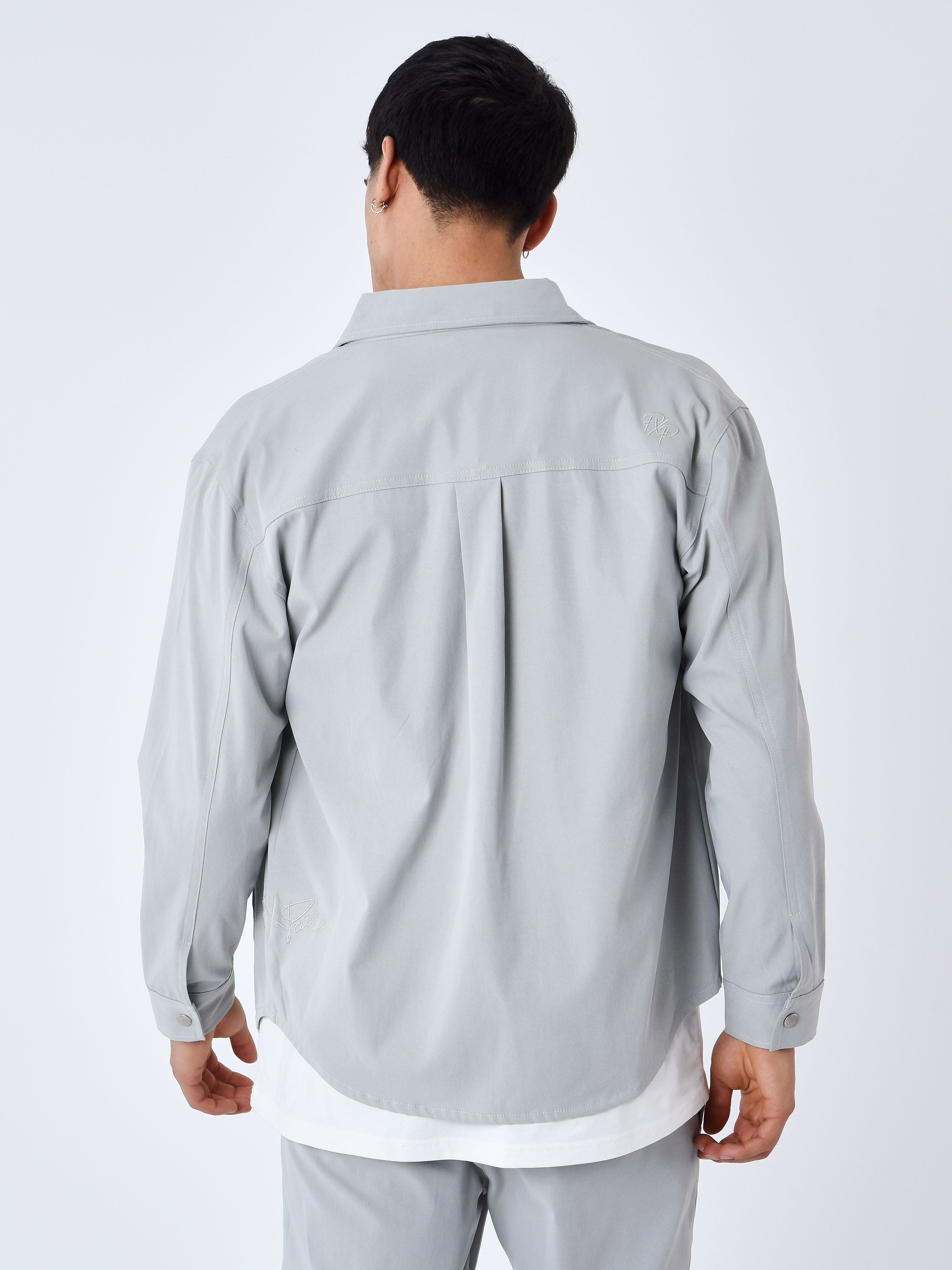 Sobrecamisa básica con bolsillos-2