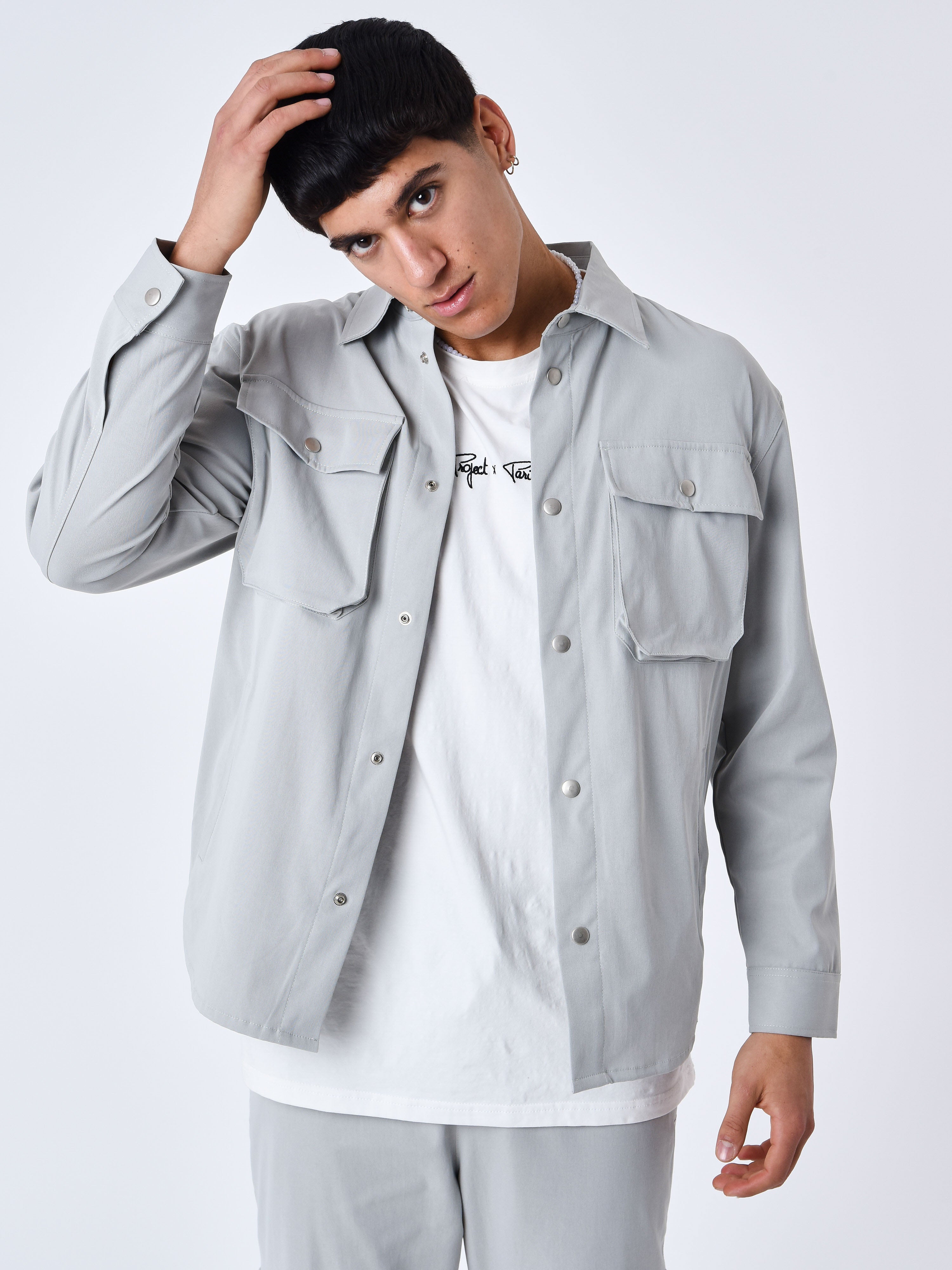 Sobrecamisa básica con bolsillos-1