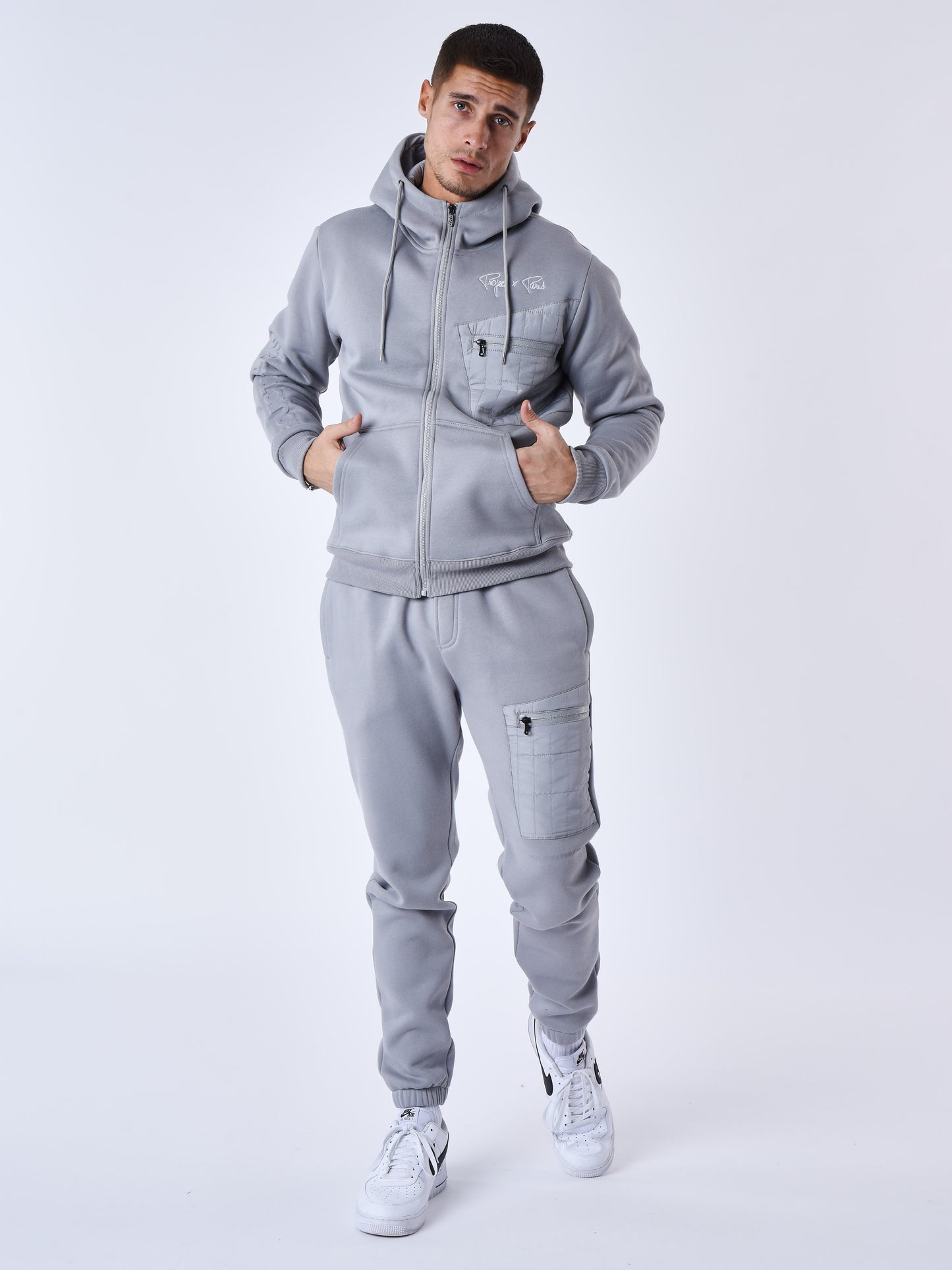 2333107-gris-clair