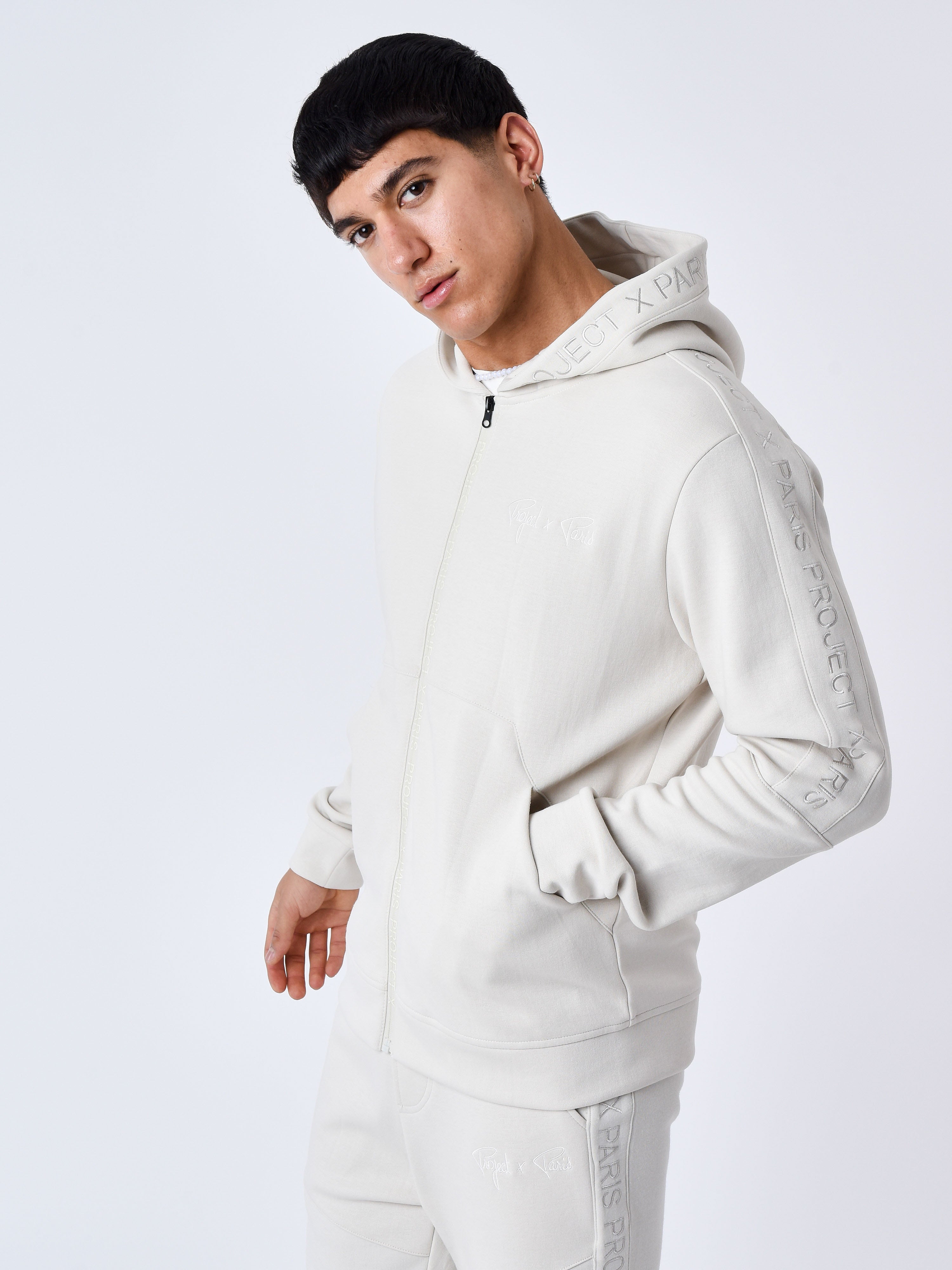 Plain zip-up Hoodie-4