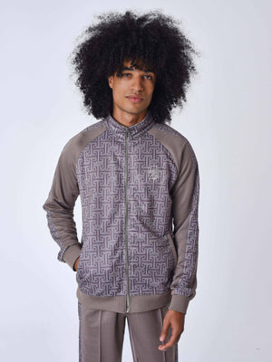 2333116-taupe-modelshot