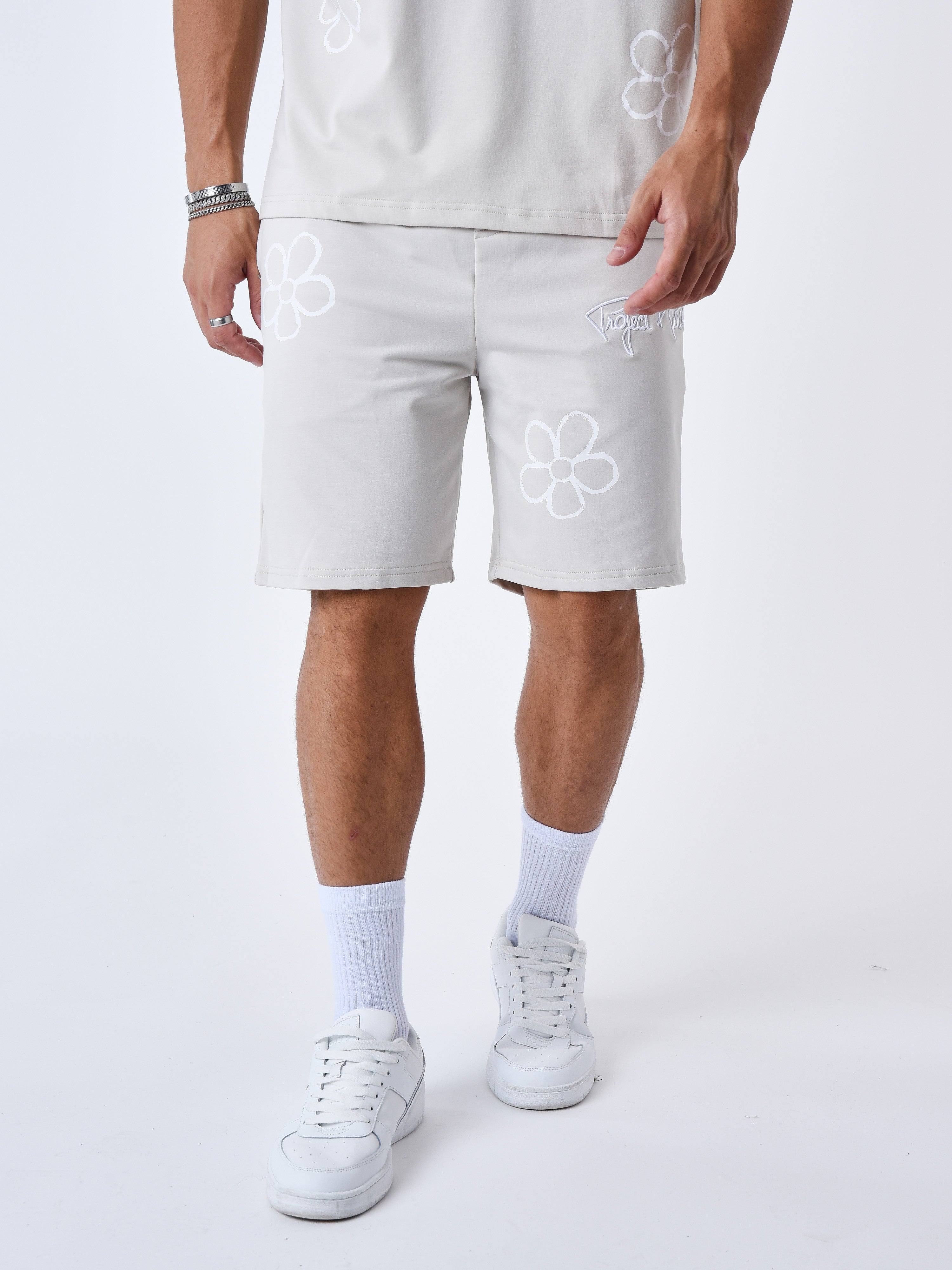 All over floral sketch Shorts-2