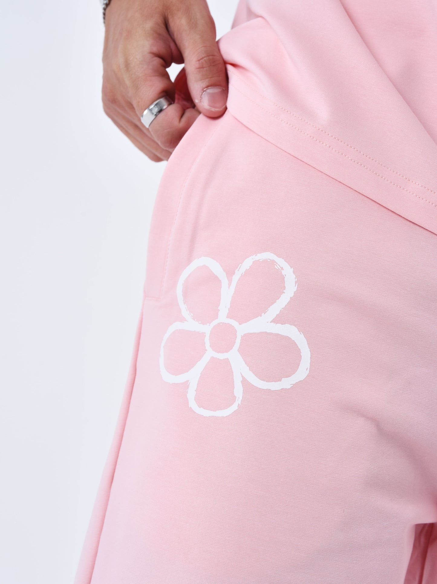 2340004-rose-detailshot