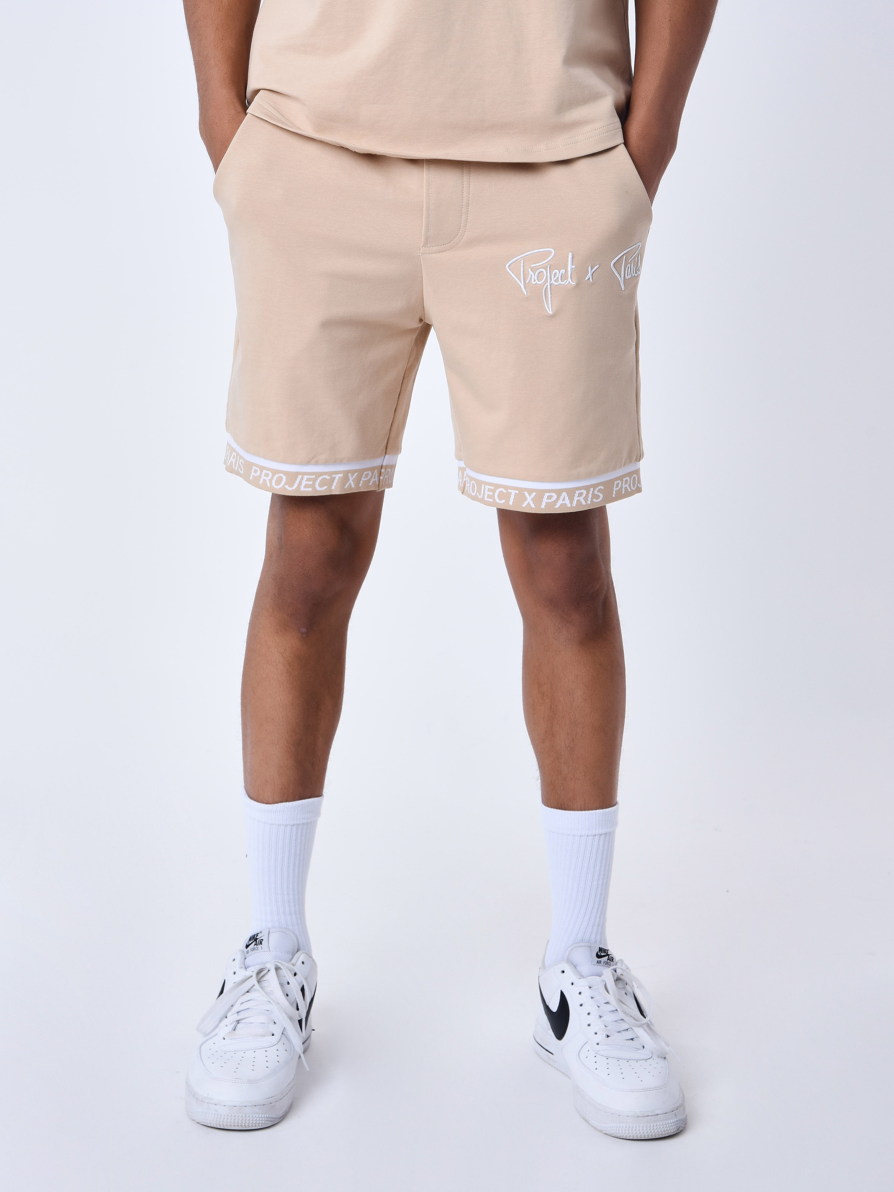 2340022-beige