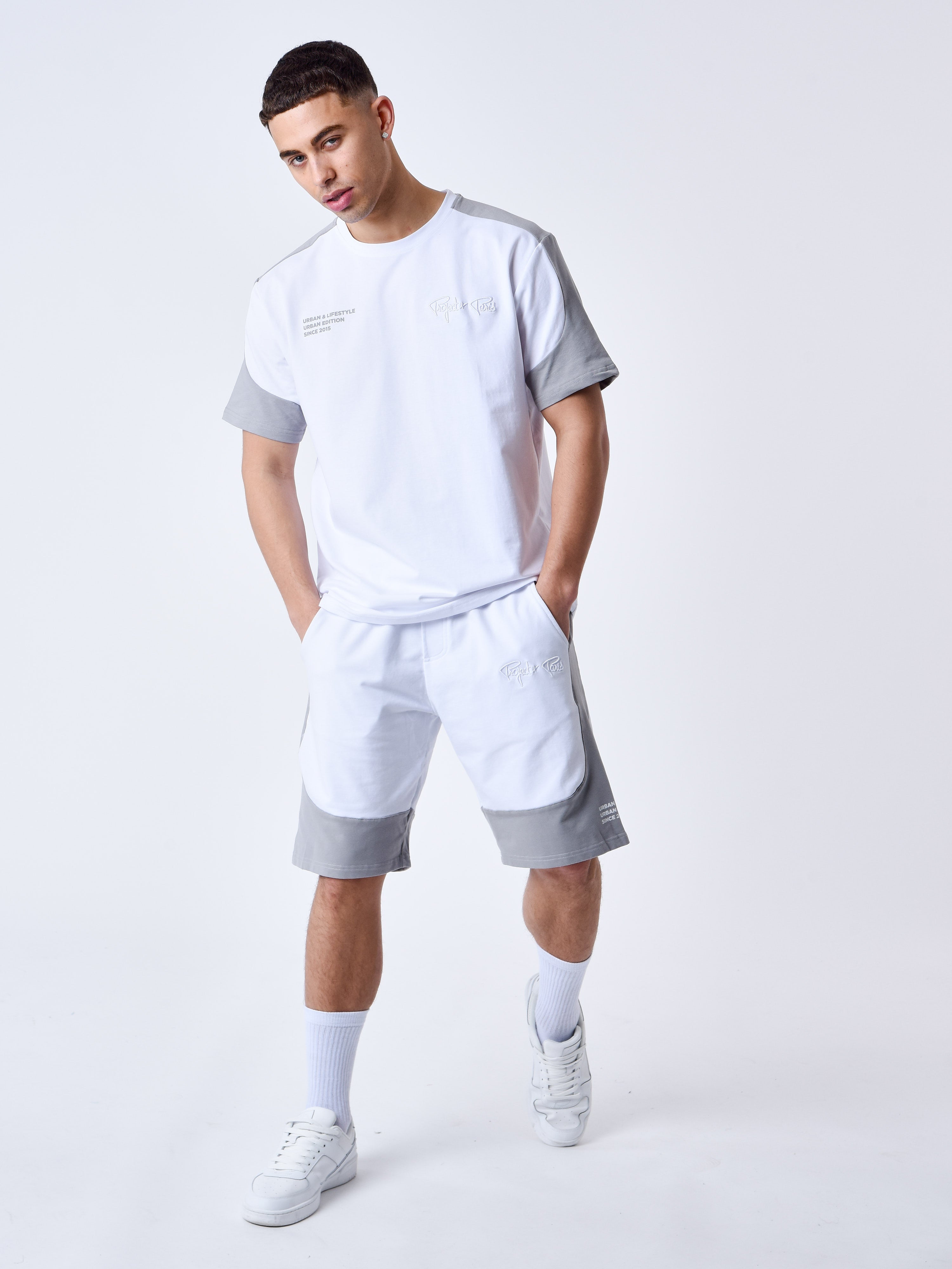 2340023-blanc