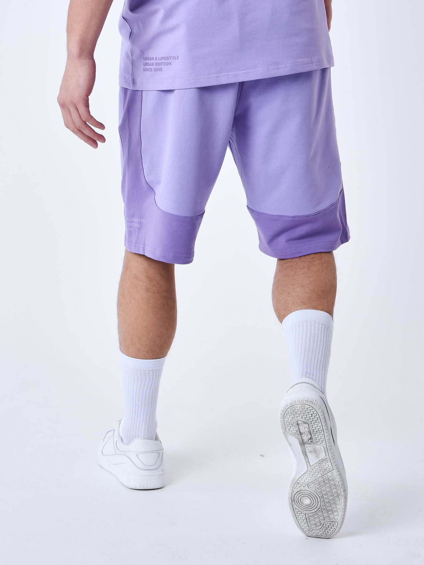 2340023-lilas